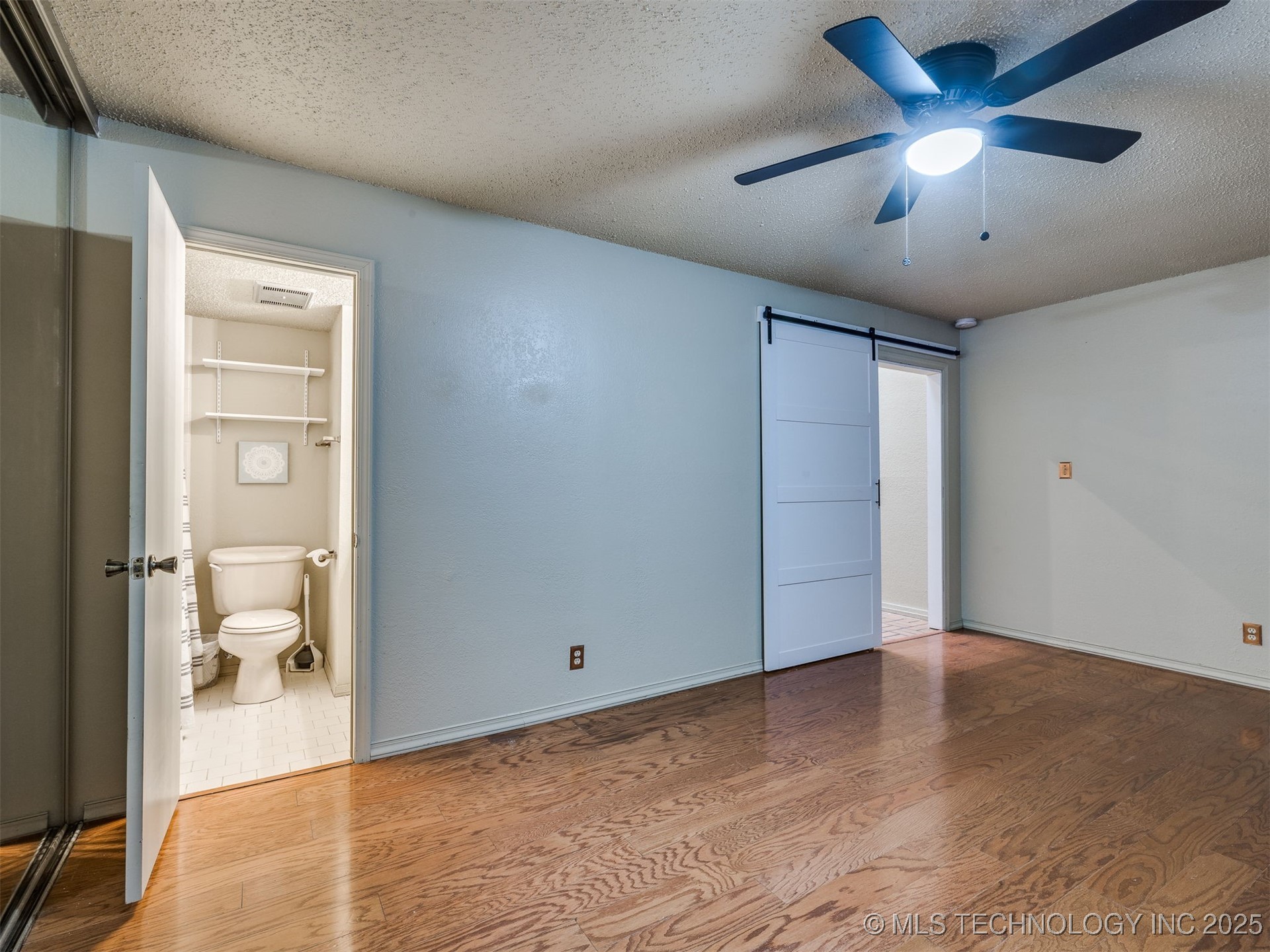 1553 S Riverside Drive 1553 Property Photo 35