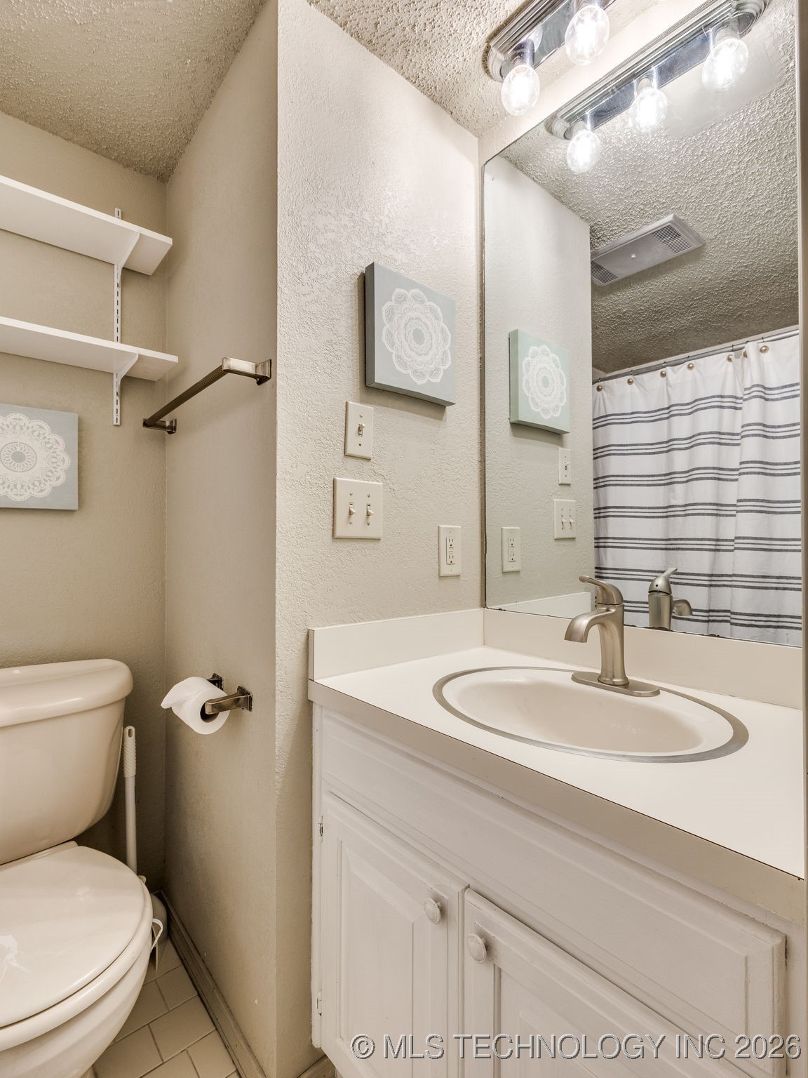 1553 S Riverside Drive 1553 Property Photo 36