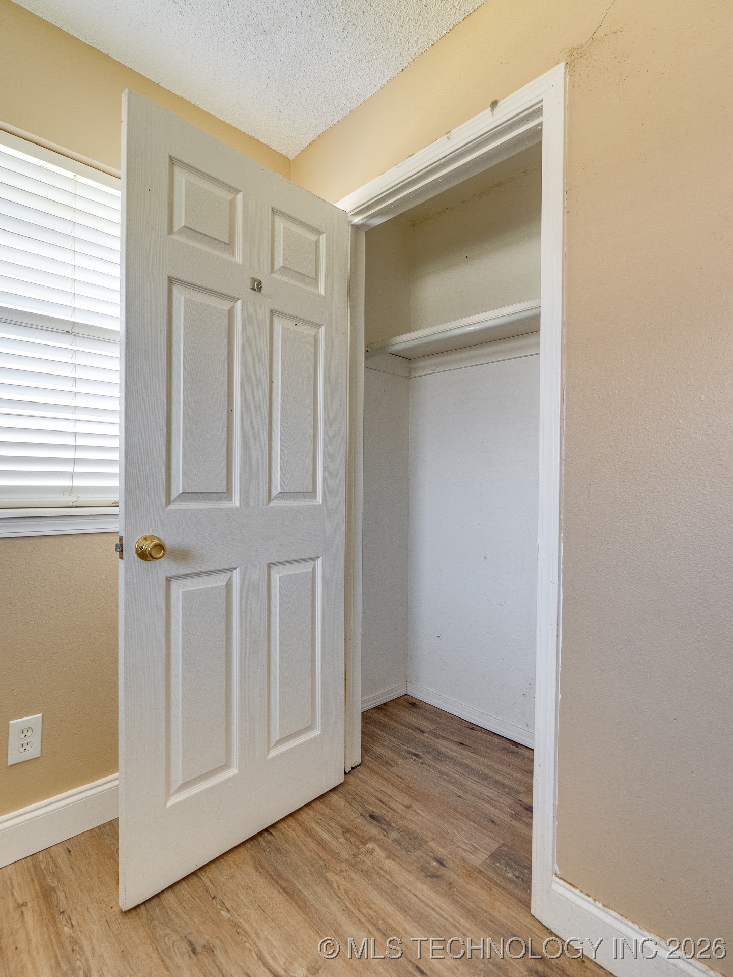 306 E Colonial Property Photo 19