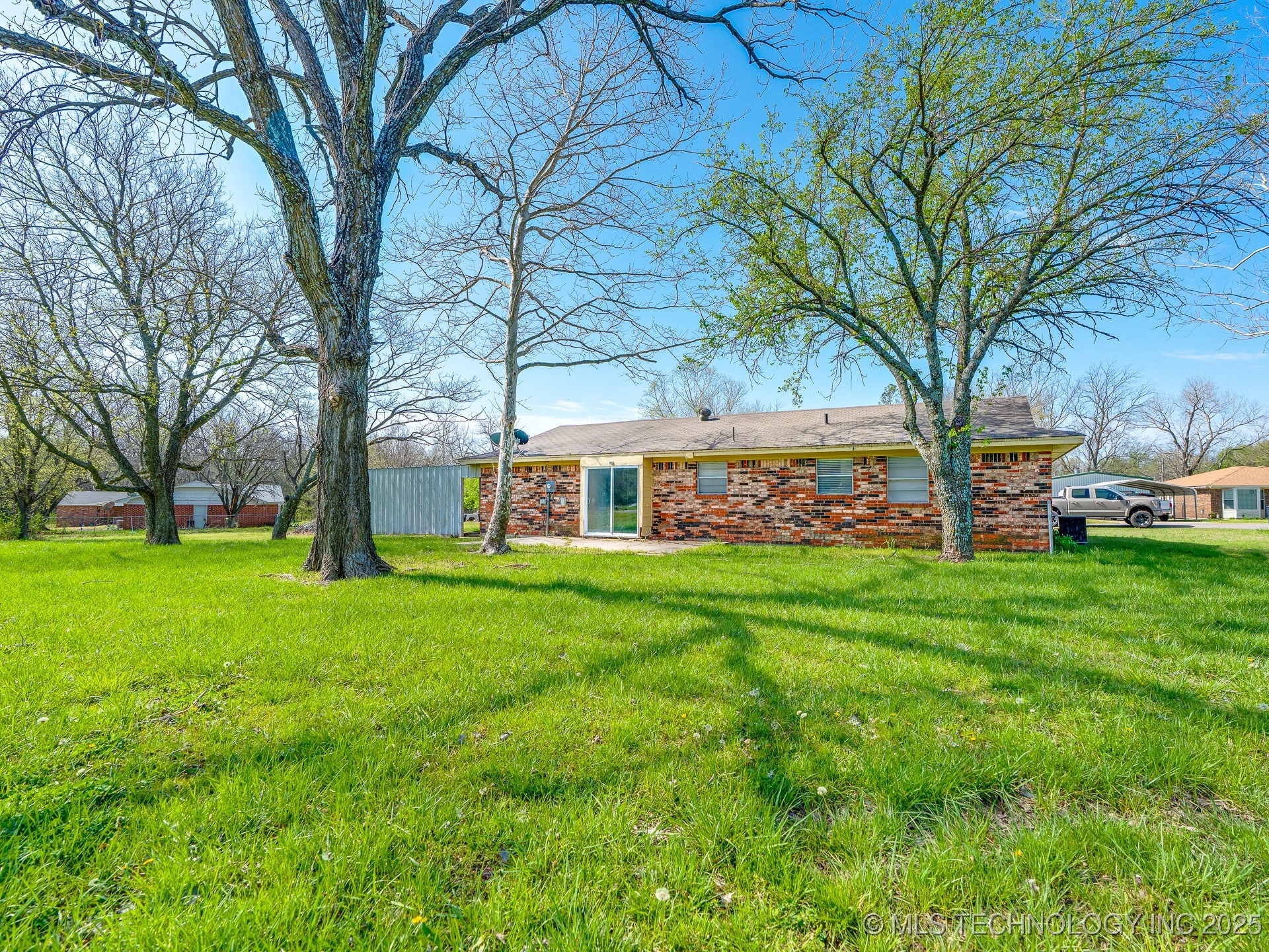 306 E Colonial Property Photo 26