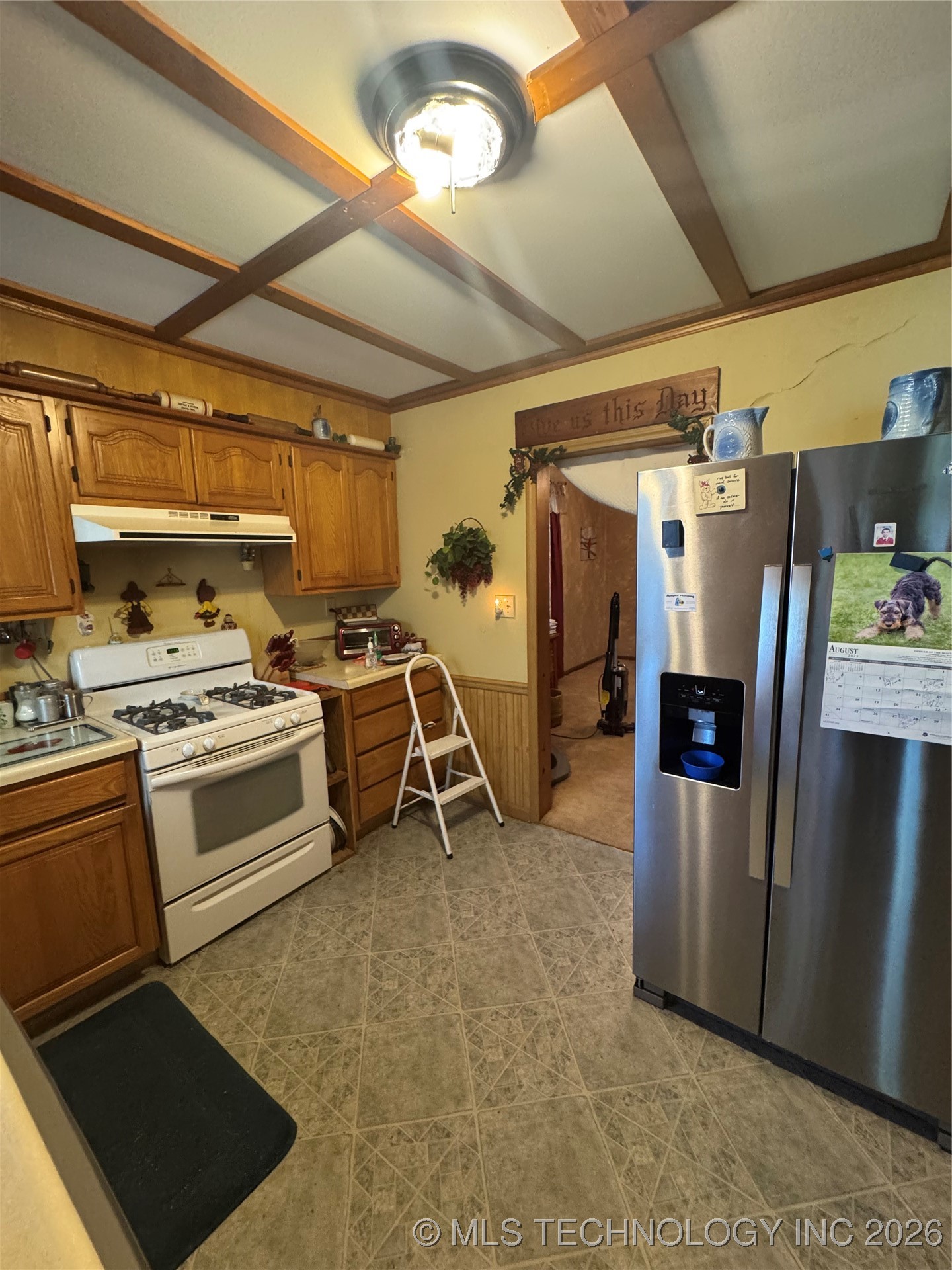 1002 E Line Avenue Property Photo 8