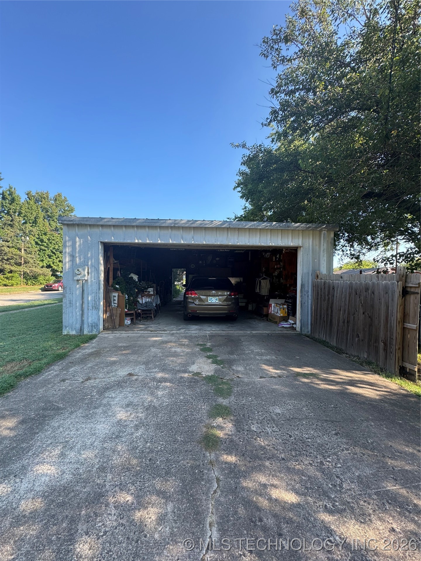 1002 E Line Avenue Property Photo 11