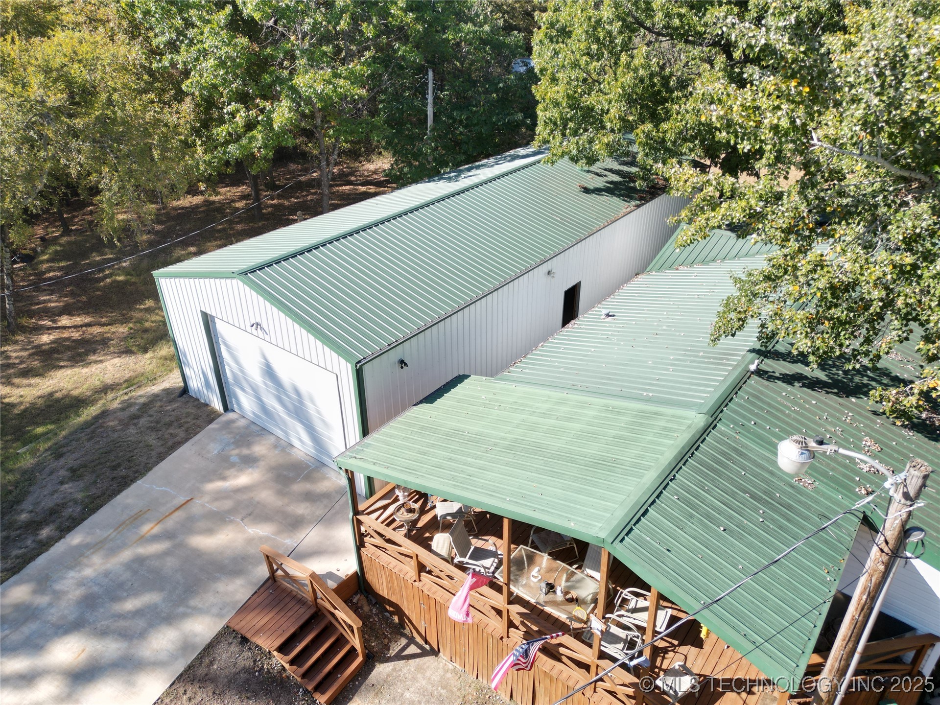 429555 E 1139 Road Property Photo 5