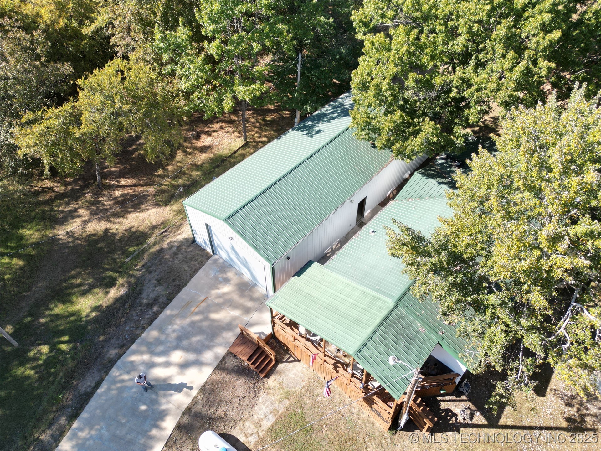 429555 E 1139 Road Property Photo 7