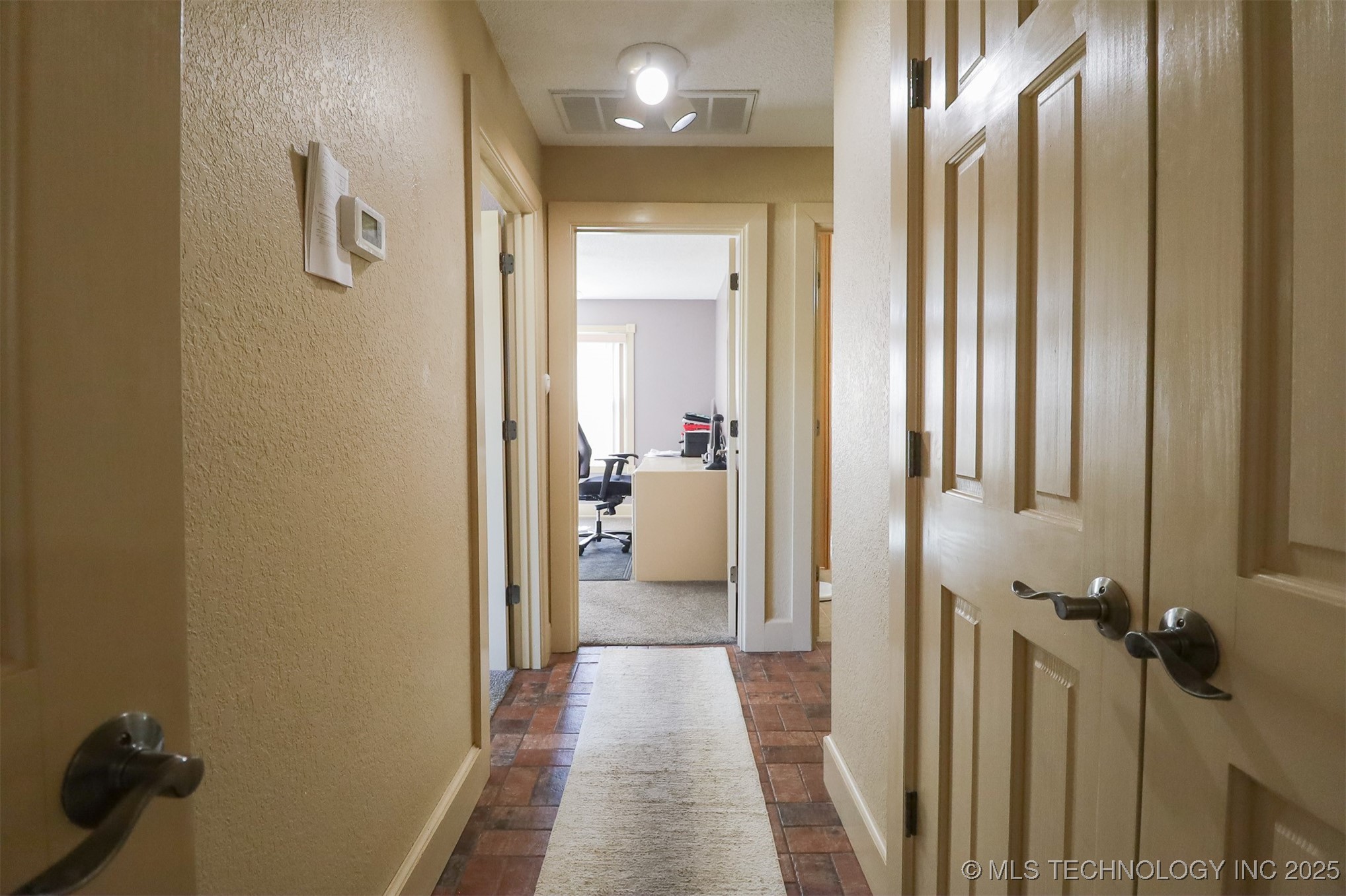 10708 S 88th East Circle Property Photo 10