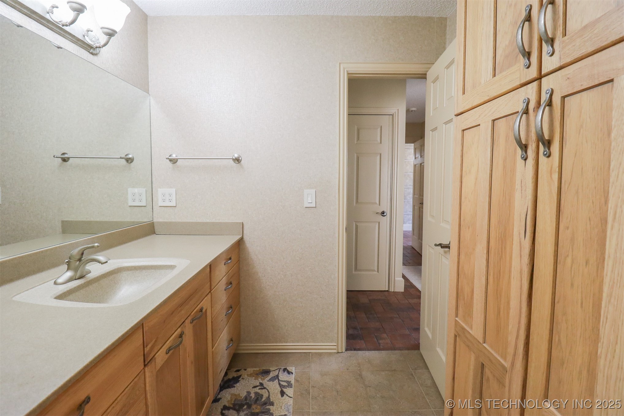 10708 S 88th East Circle Property Photo 18