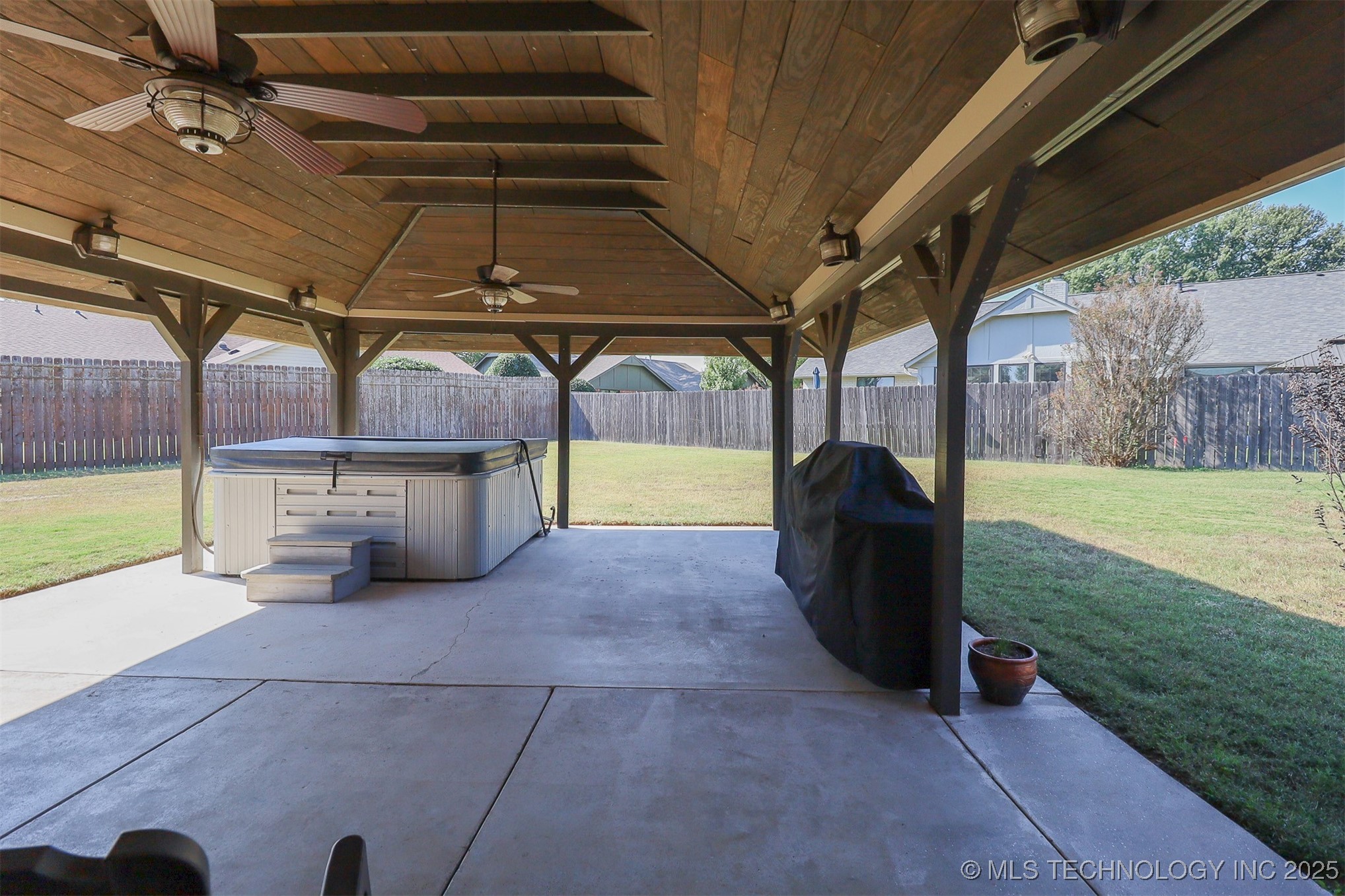 10708 S 88th East Circle Property Photo 47