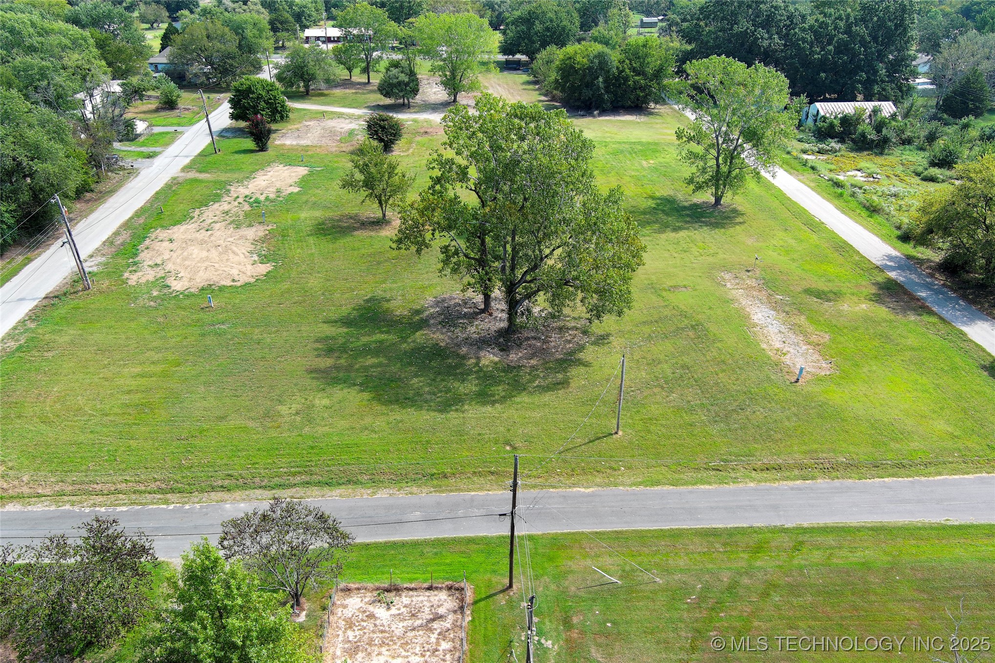 5419 Pine Street Property Photo 5