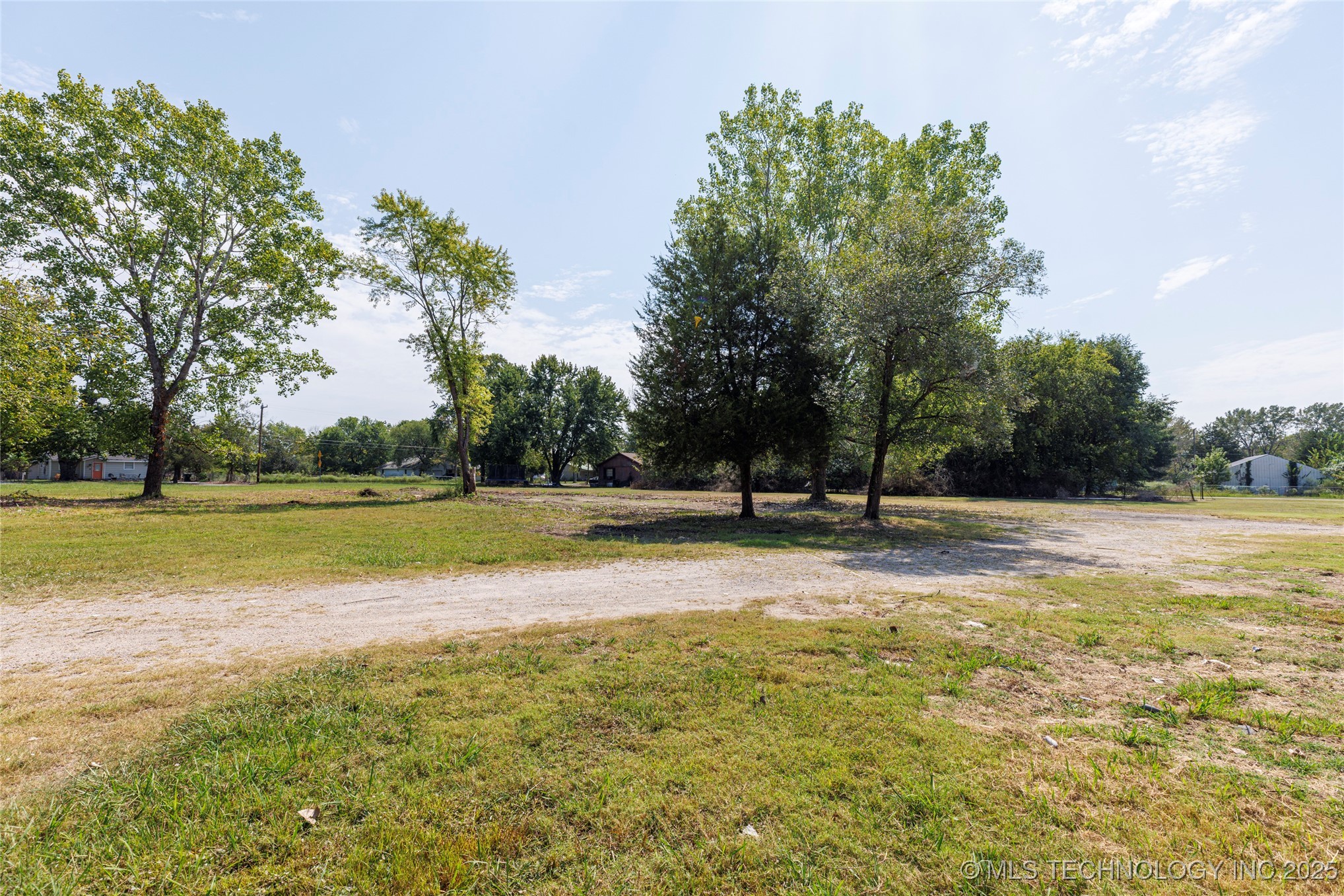 5419 Pine Street Property Photo 32