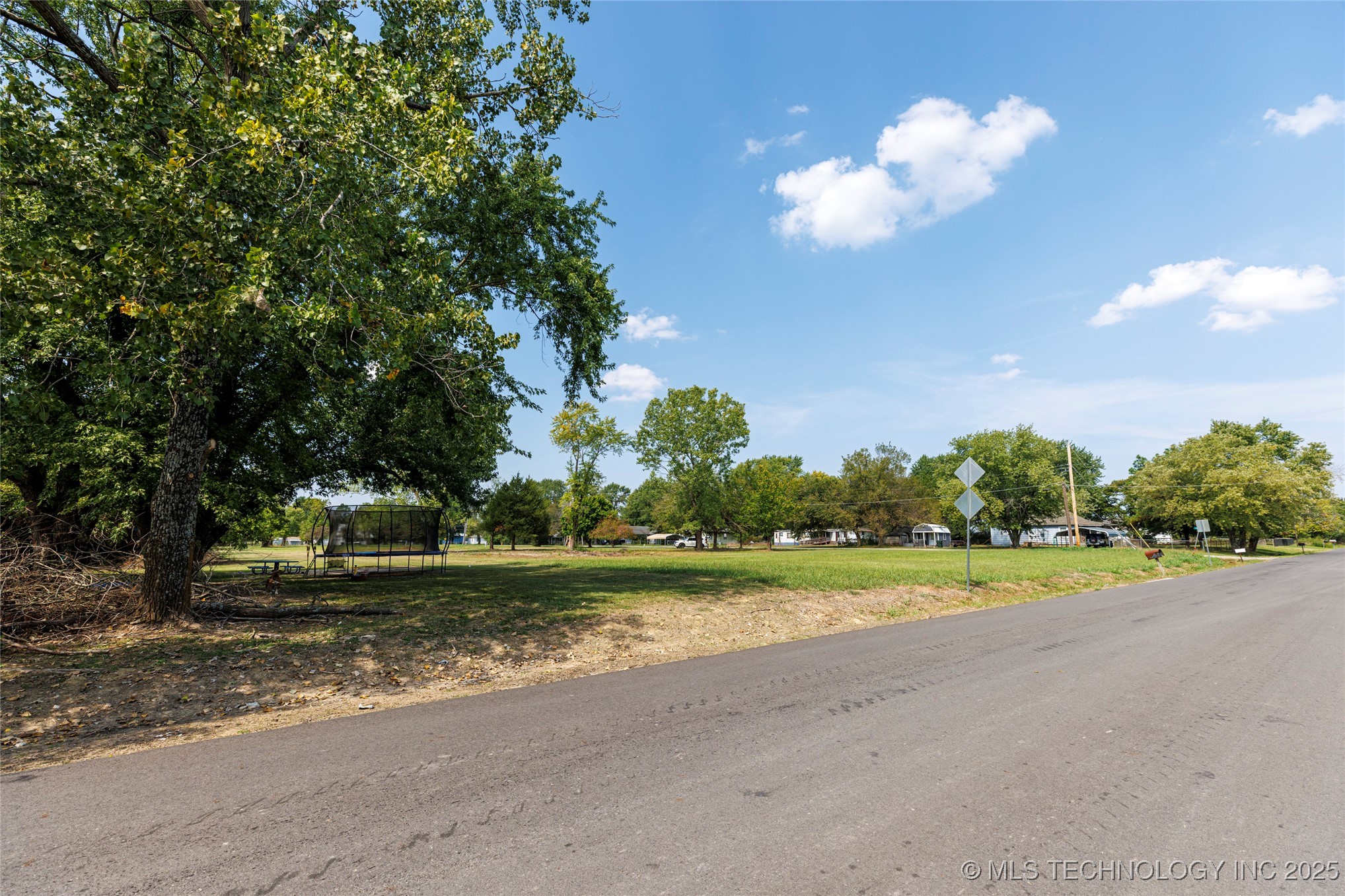 5419 Pine Street Property Photo 38