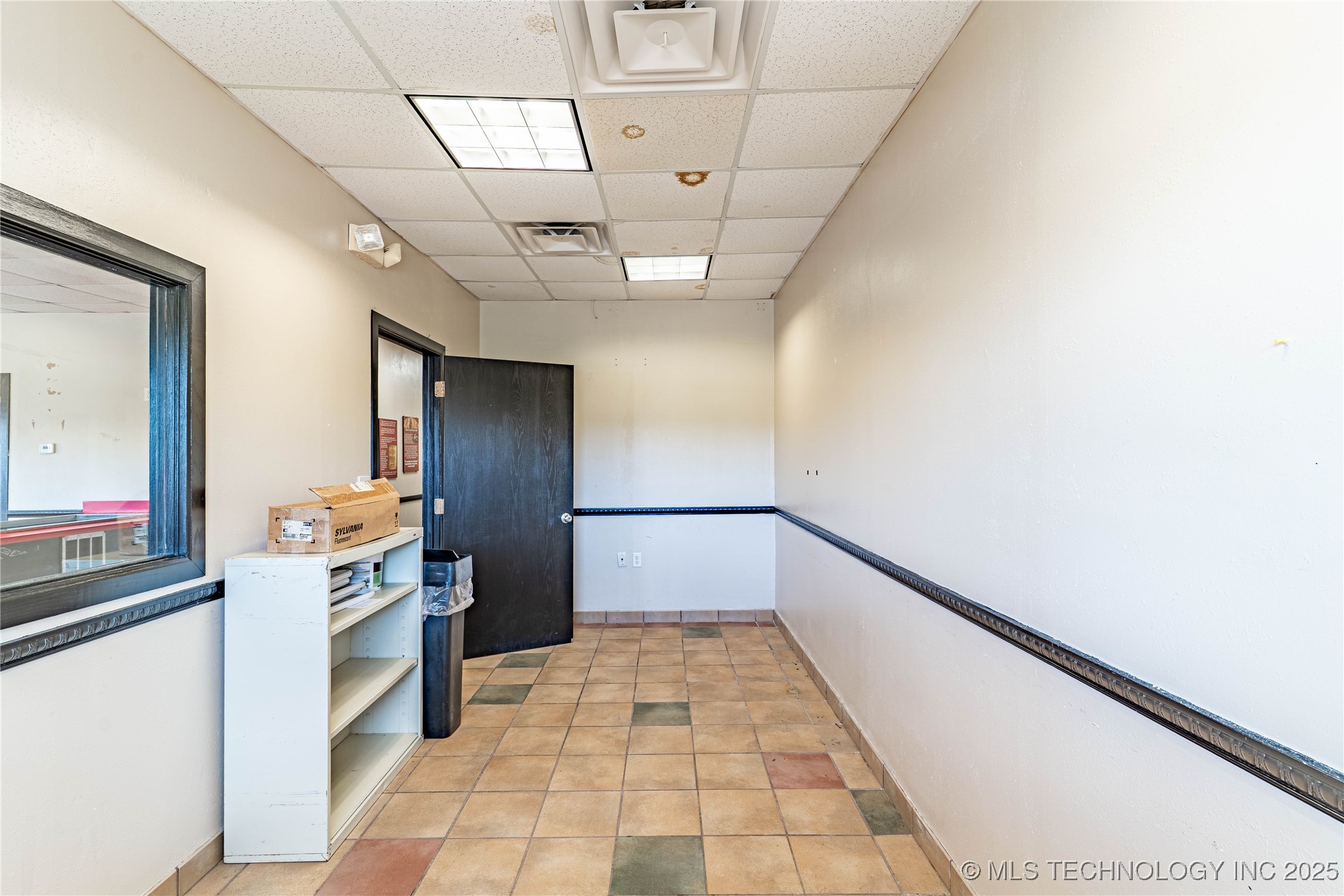 815 E Broadway Street Property Photo 12