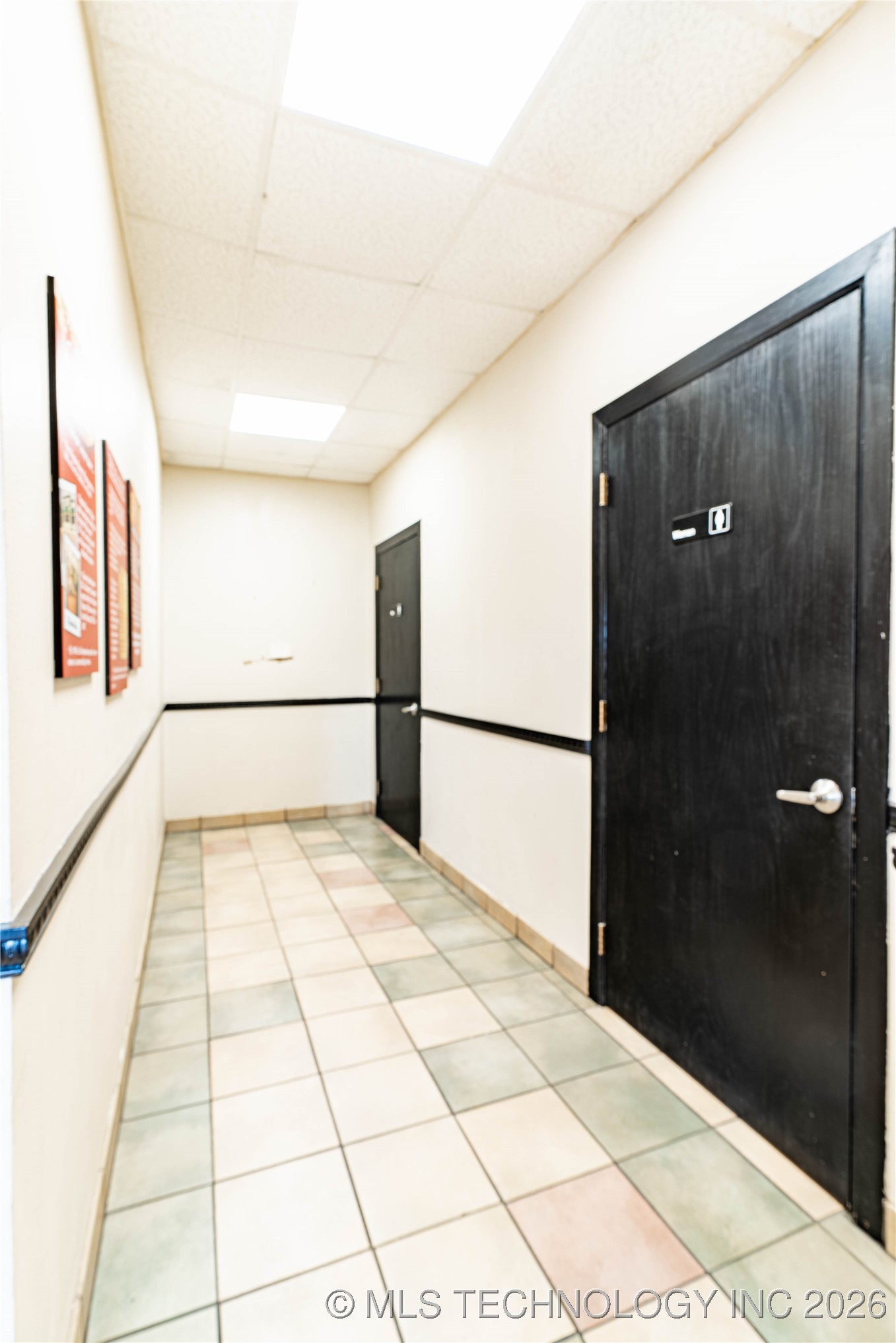 815 E Broadway Street Property Photo 13