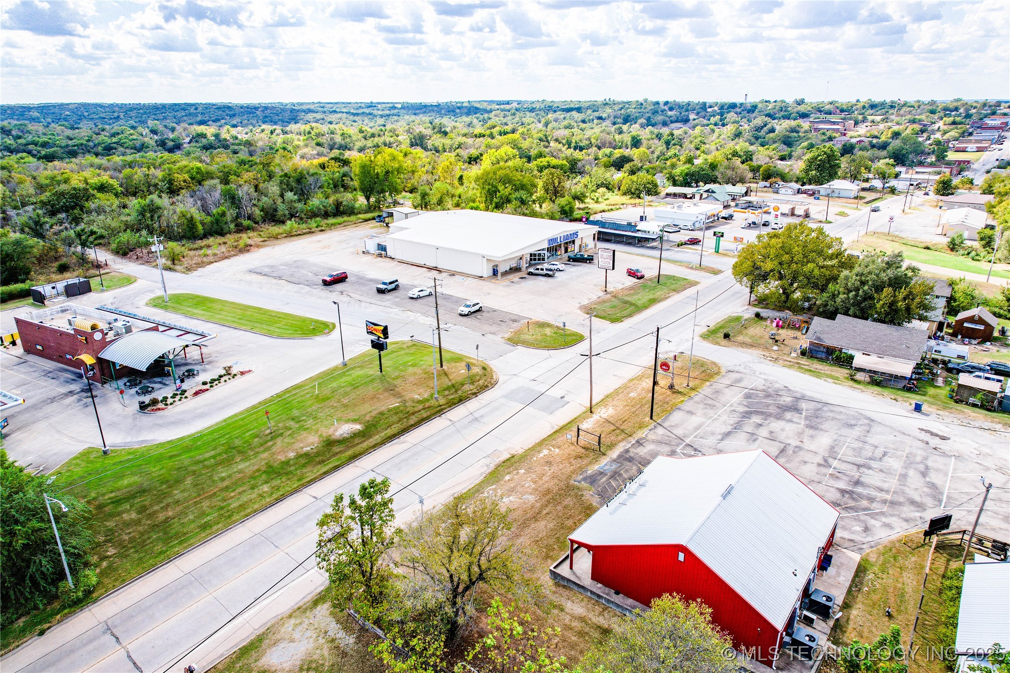 815 E Broadway Street Property Photo 20