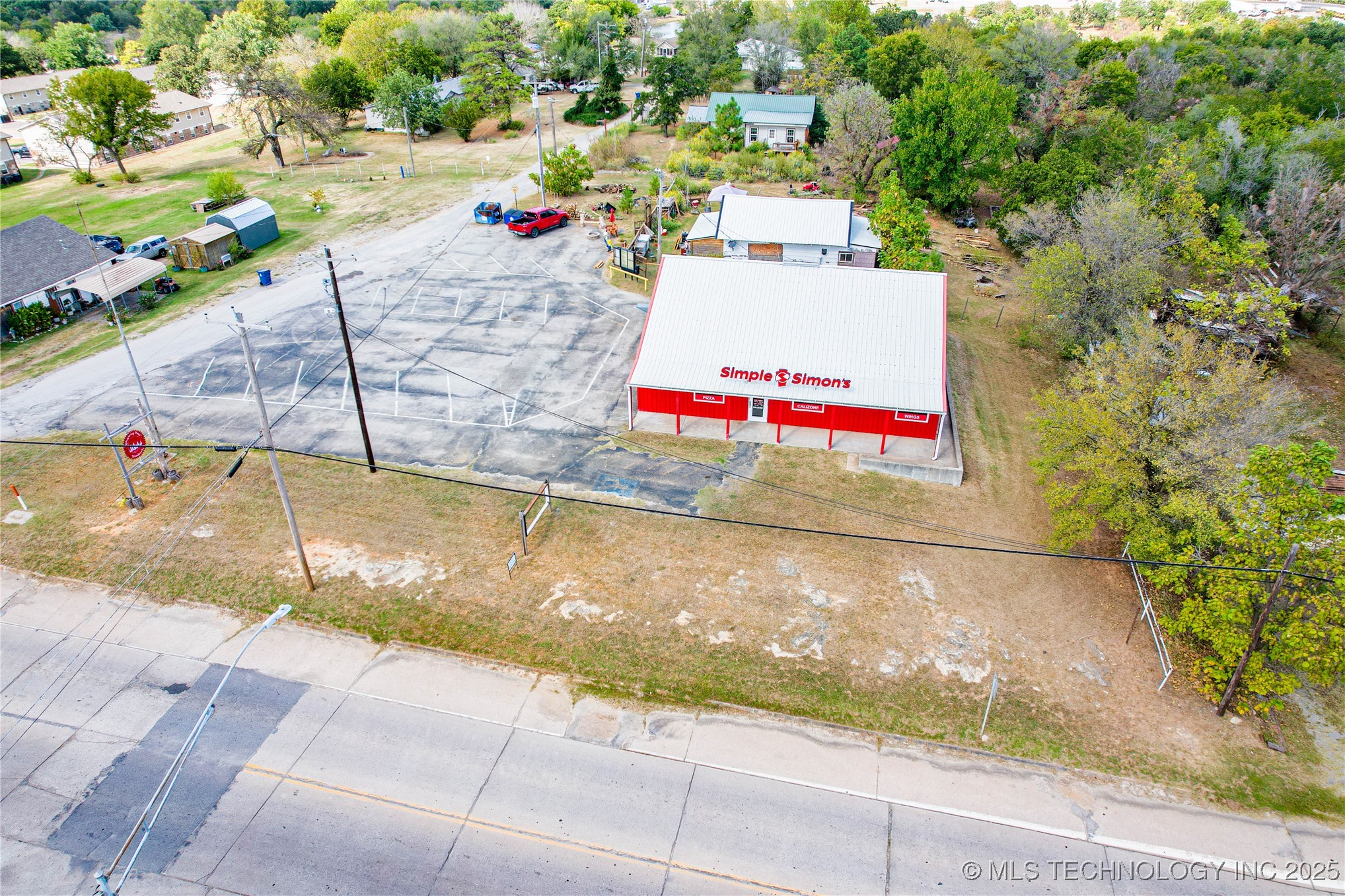 815 E Broadway Street Property Photo 21