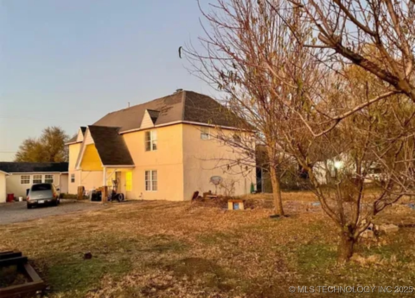 707 E Mohawk Boulevard Property Photo 1