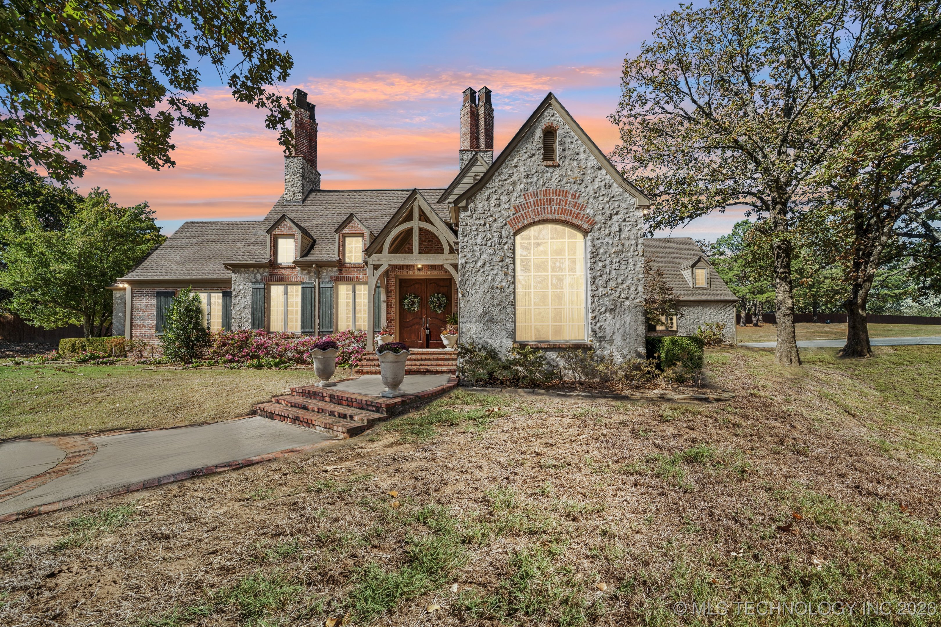 2315 N 60th Street W Property Photo 1