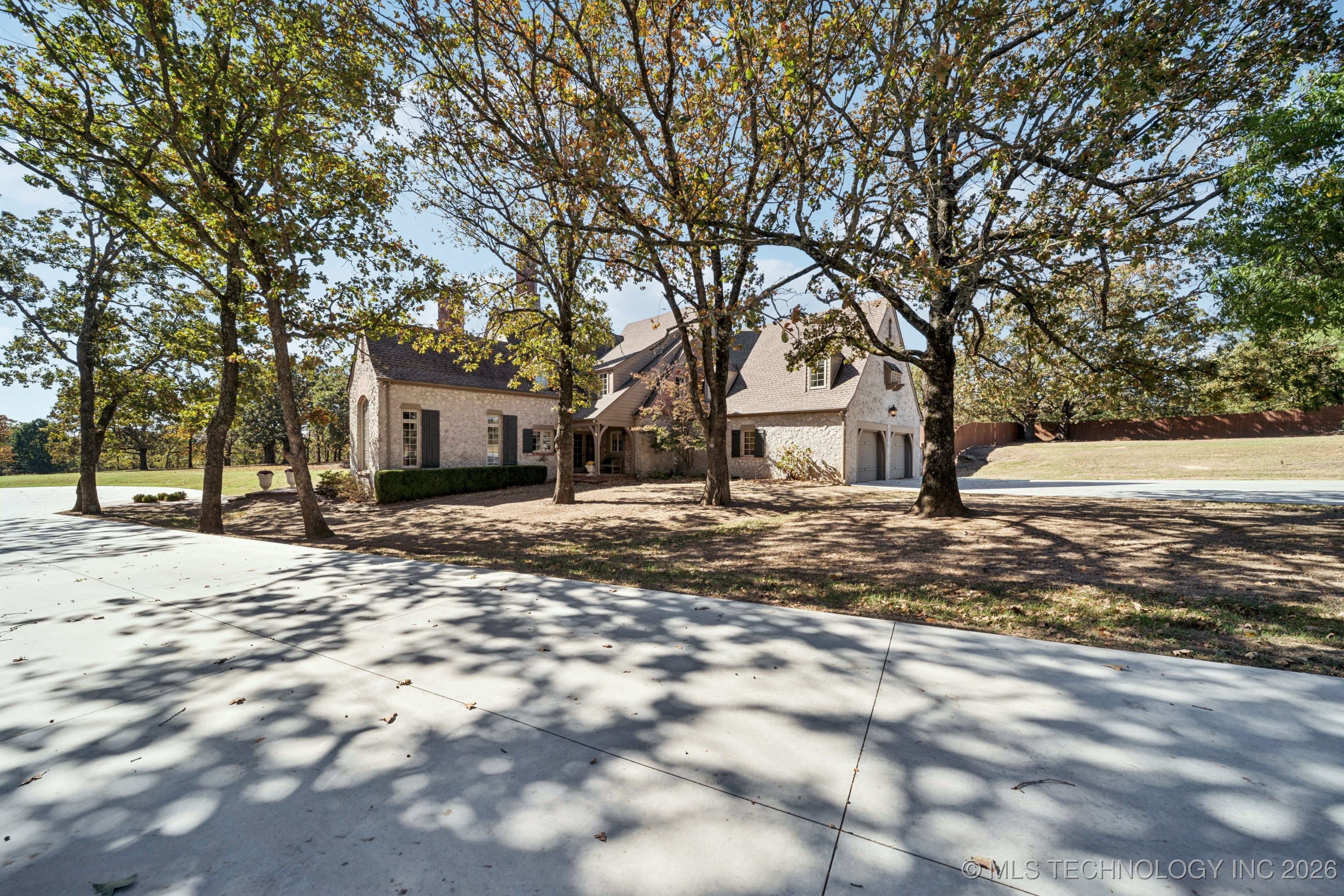 2315 N 60th Street W Property Photo 6