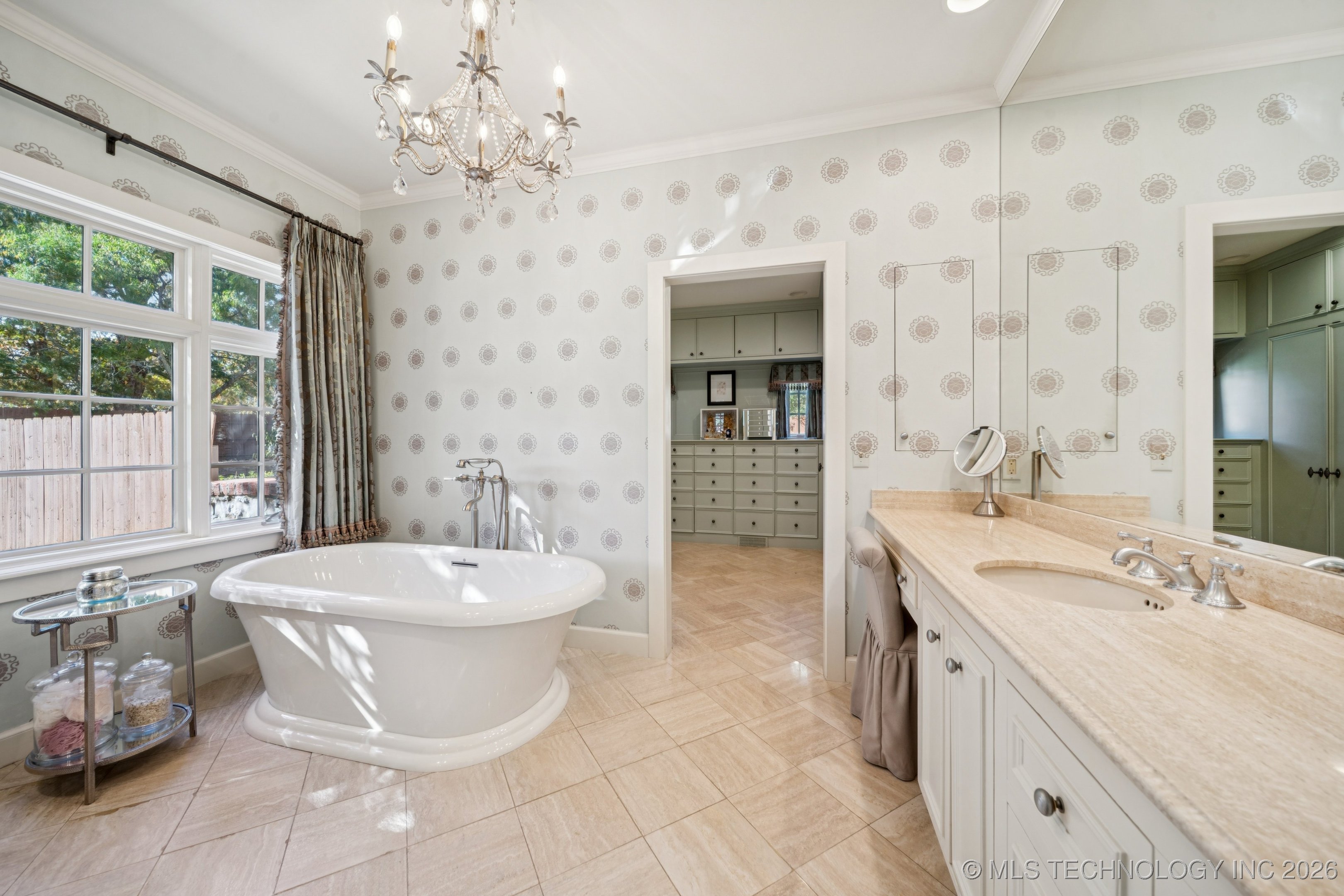 2315 N 60th Street W Property Photo 39