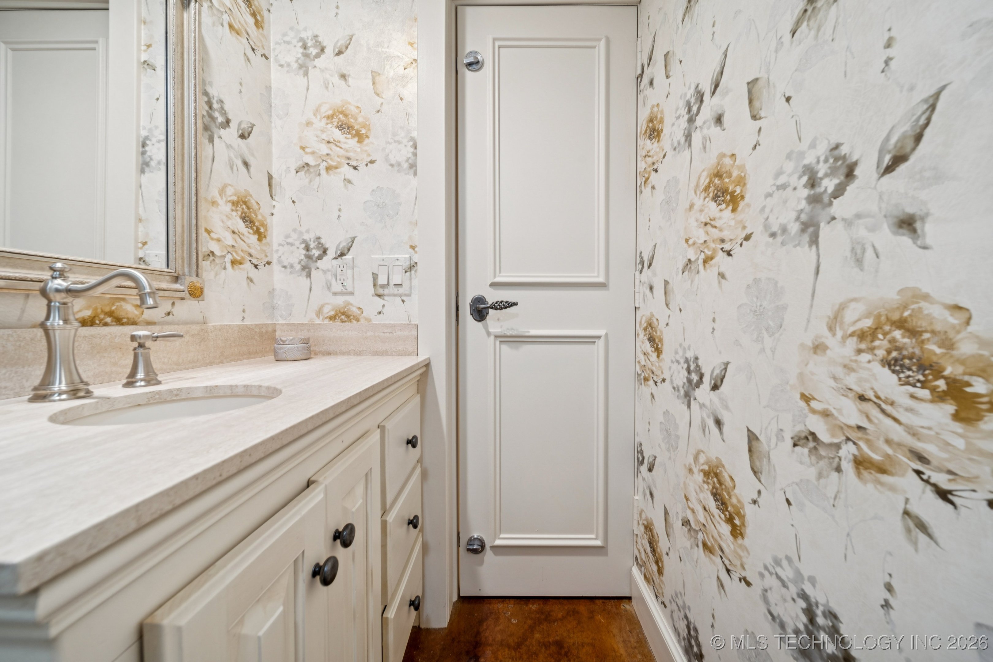 2315 N 60th Street W Property Photo 45