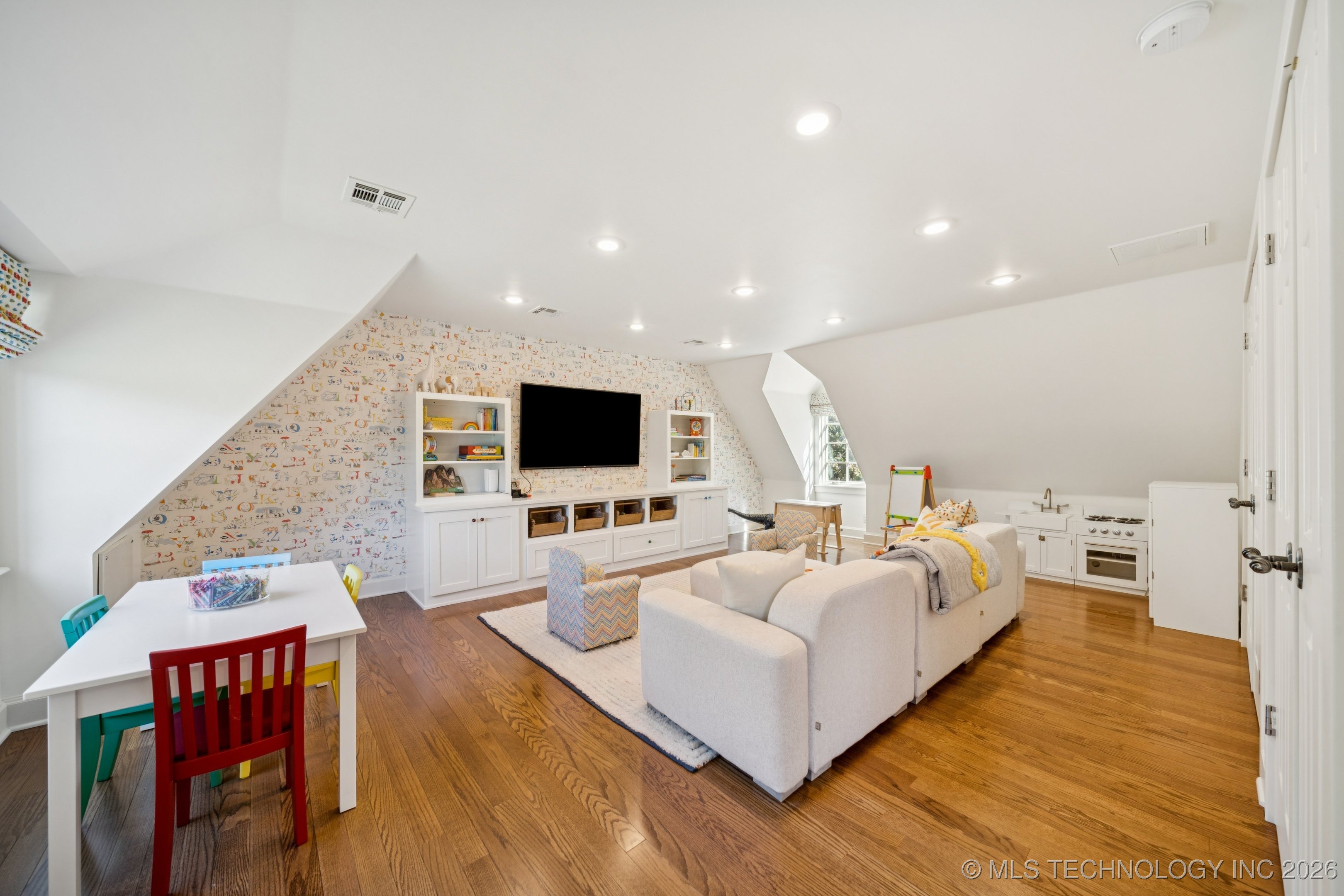 2315 N 60th Street W Property Photo 56