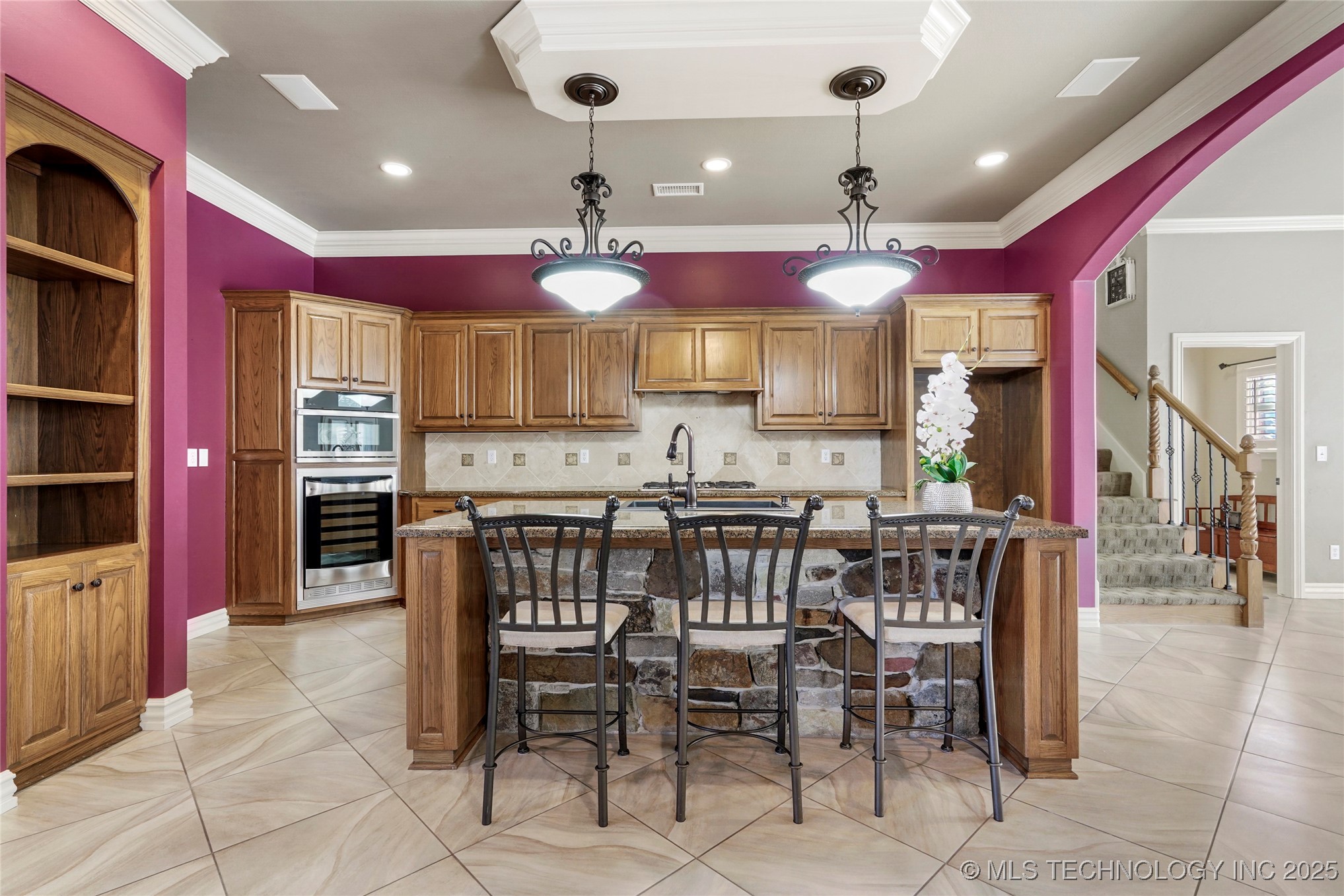 212 Ashton Drive Property Photo 11