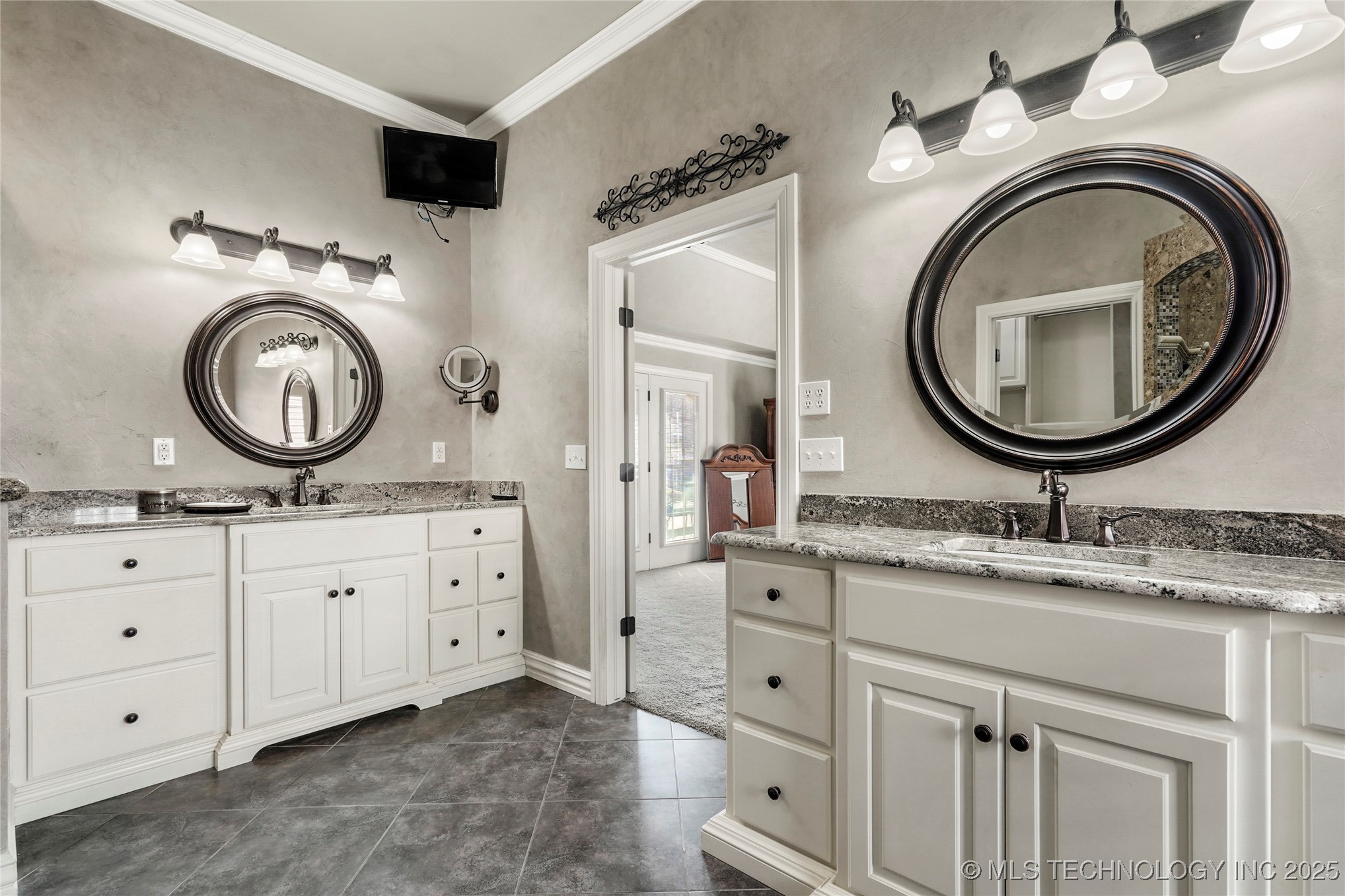 212 Ashton Drive Property Photo 21