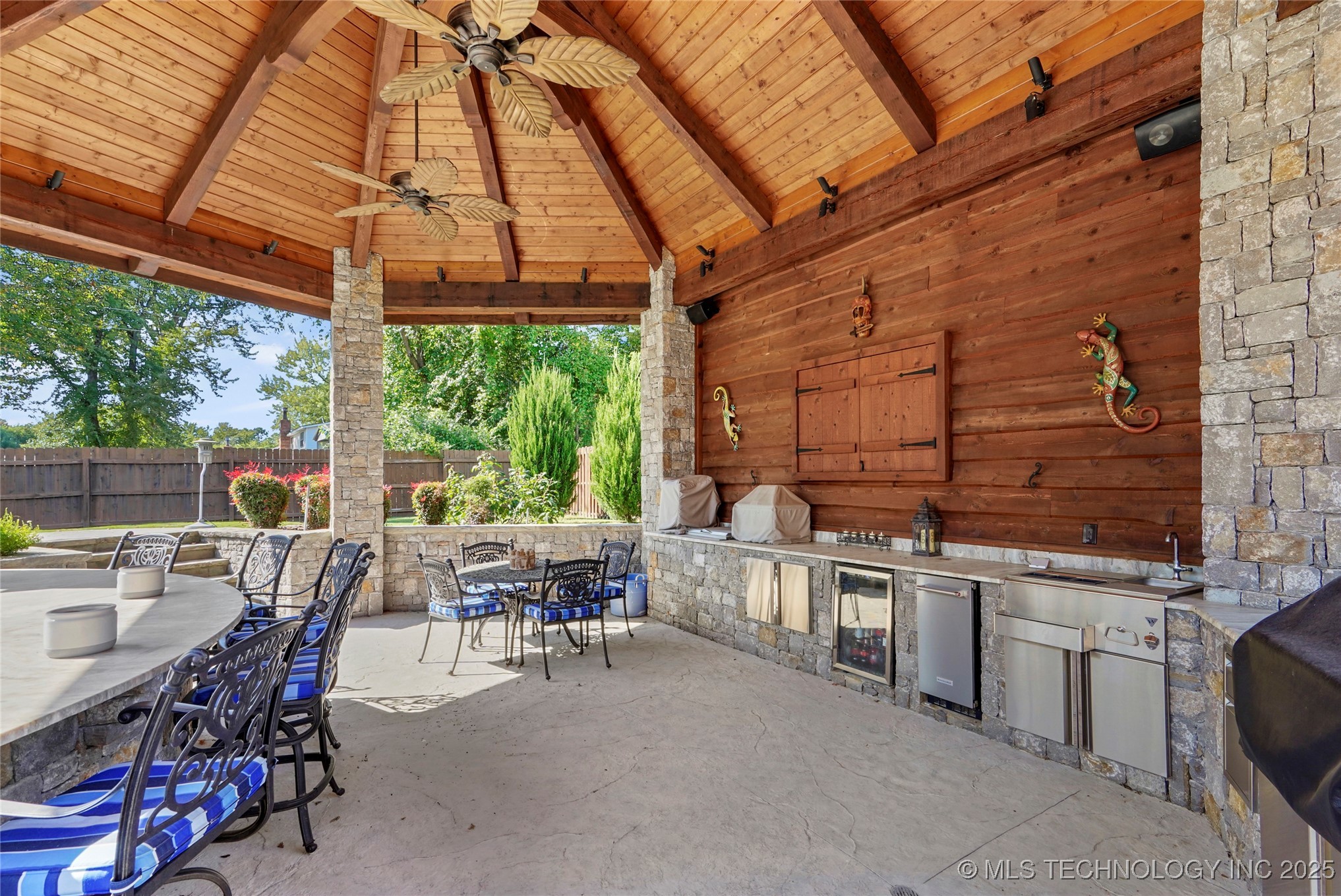 212 Ashton Drive Property Photo 41