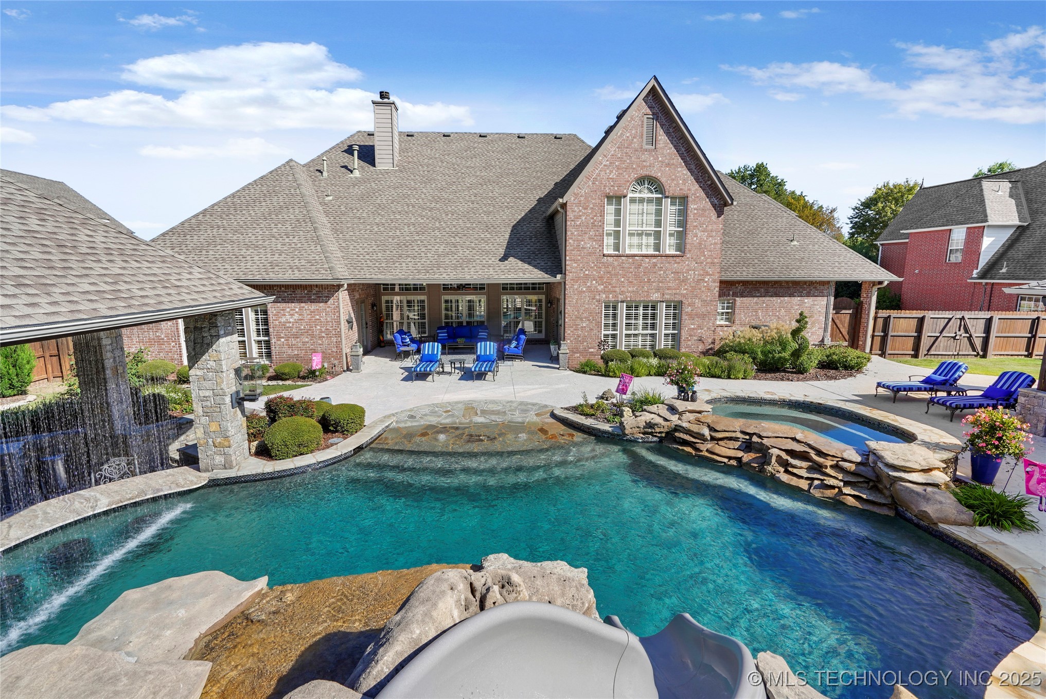 212 Ashton Drive Property Photo 43