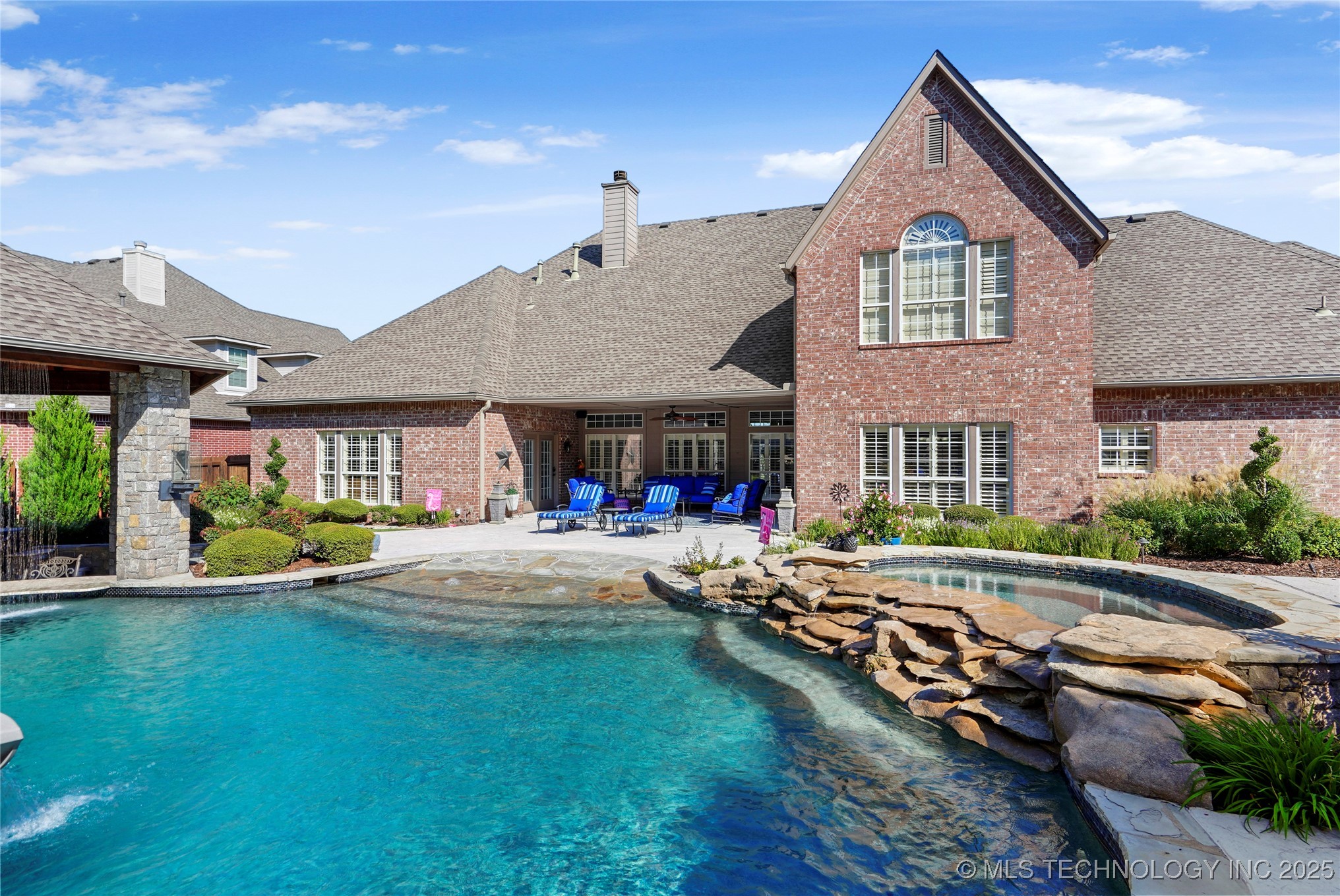 212 Ashton Drive Property Photo 44