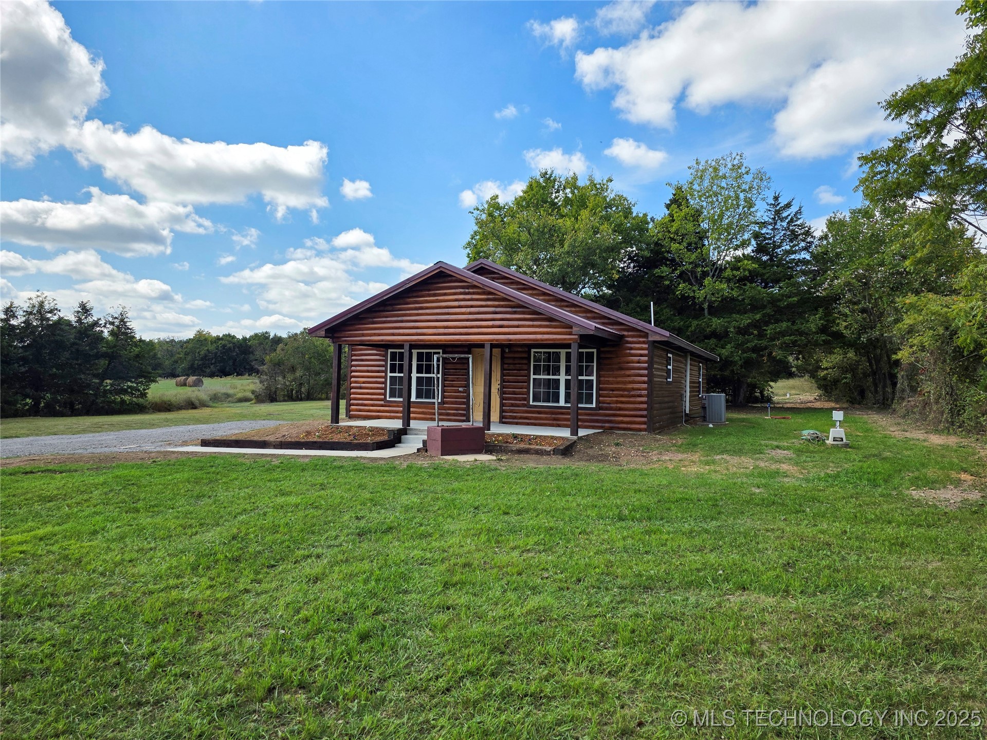 12990 W Killabrew Road Property Photo 3