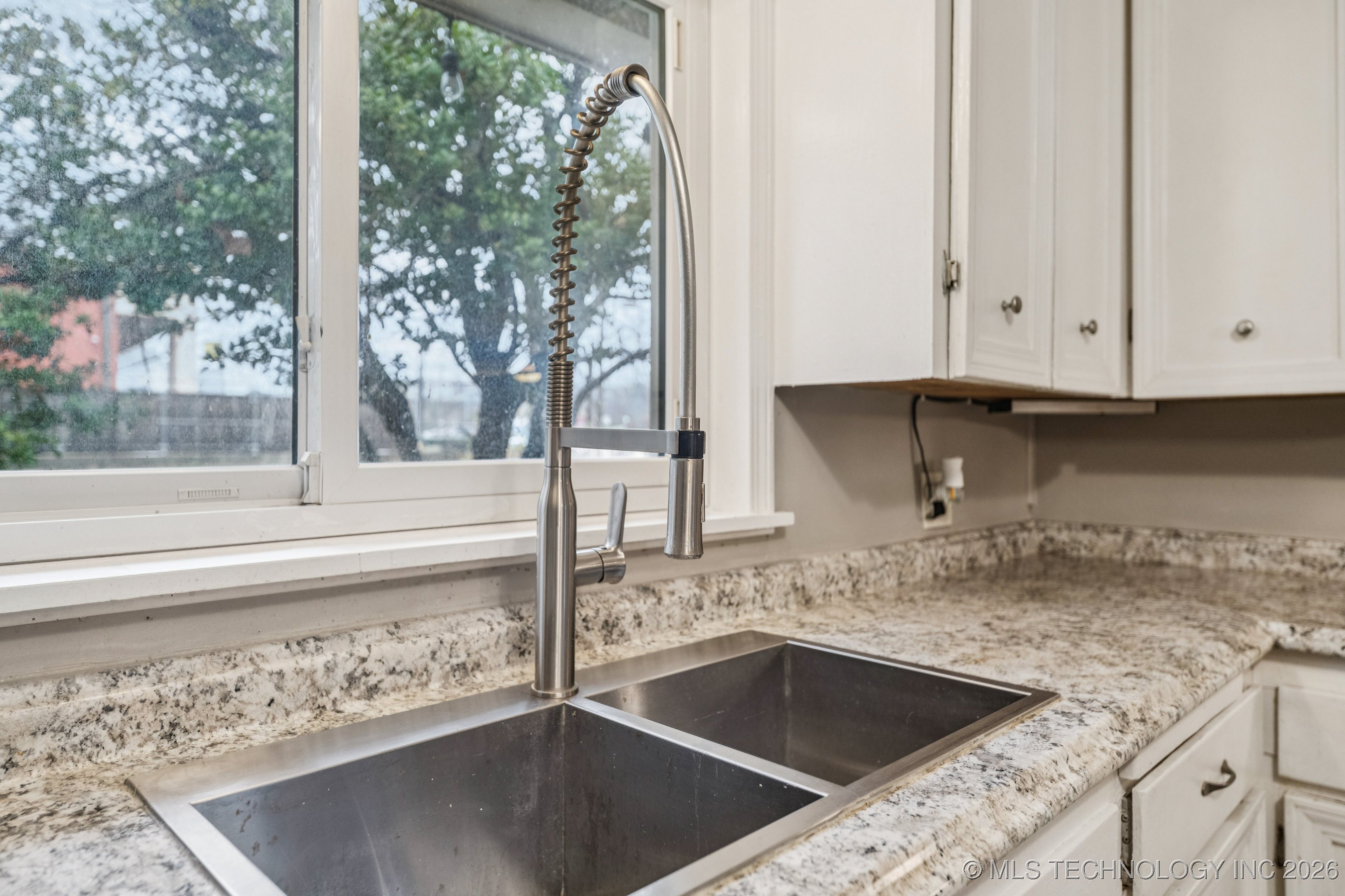 4029 S Vandalia Avenue Property Photo 22