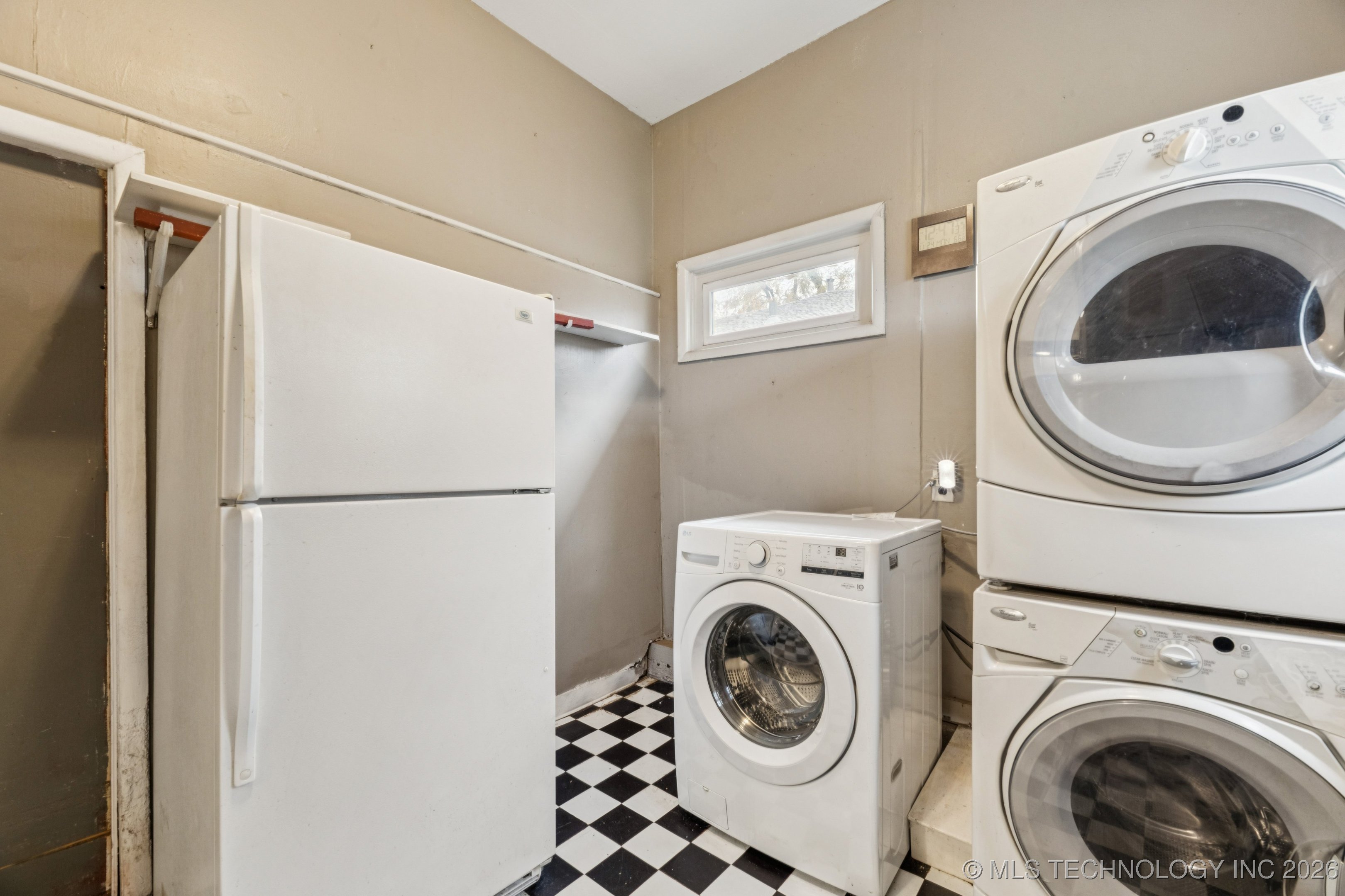 4029 S Vandalia Avenue Property Photo 39