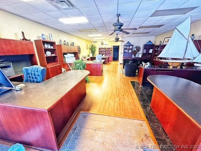 119 N Broadway Property Photo 4