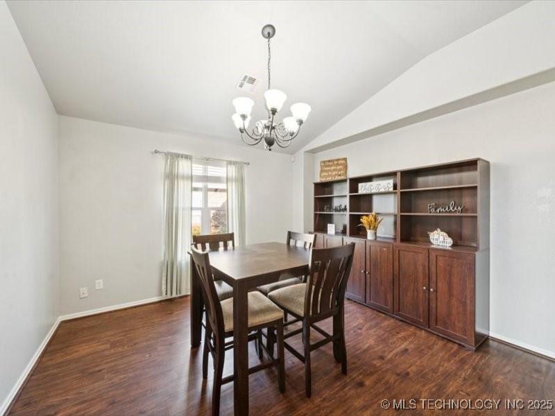 11804 E 102nd Street N Property Photo 8