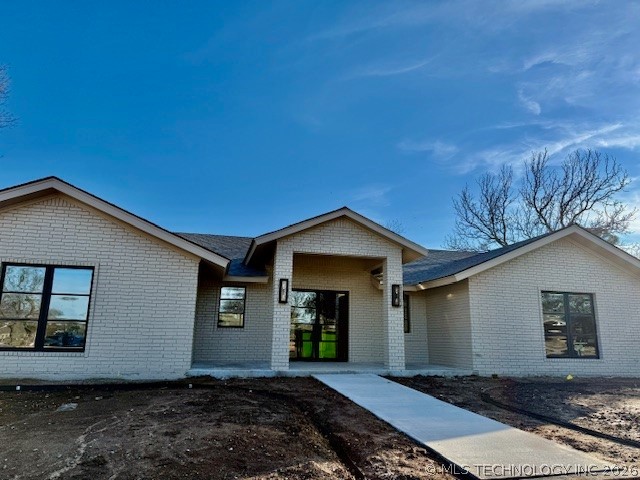 2200 Cloverleaf Place Property Photo 2