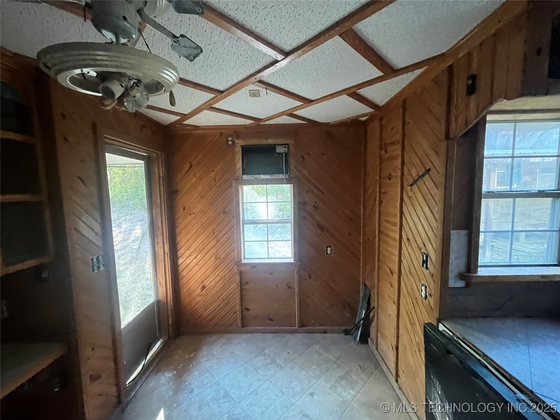 20538 County Road 1480 Street Property Photo 32