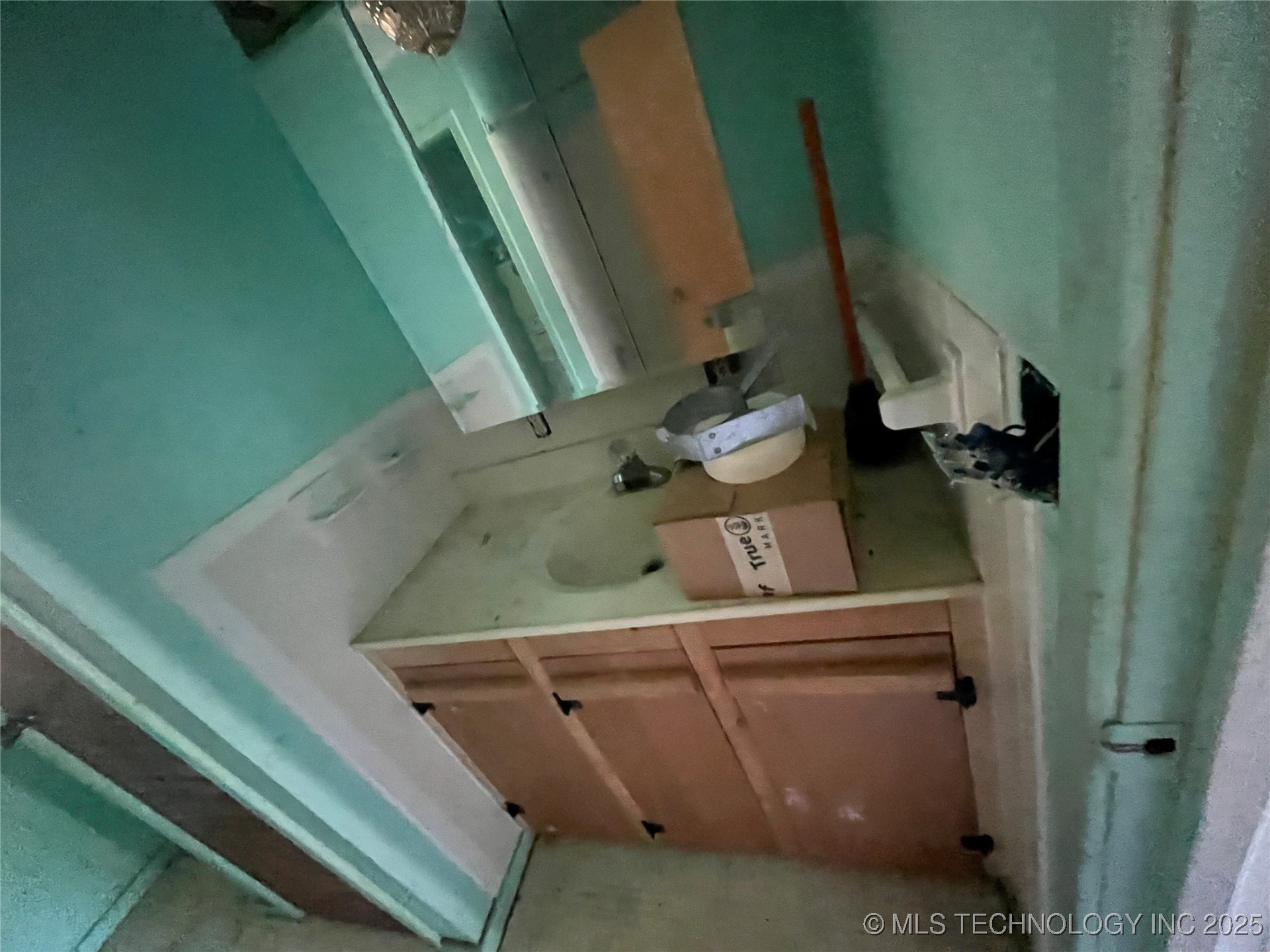 20538 County Road 1480 Street Property Photo 52