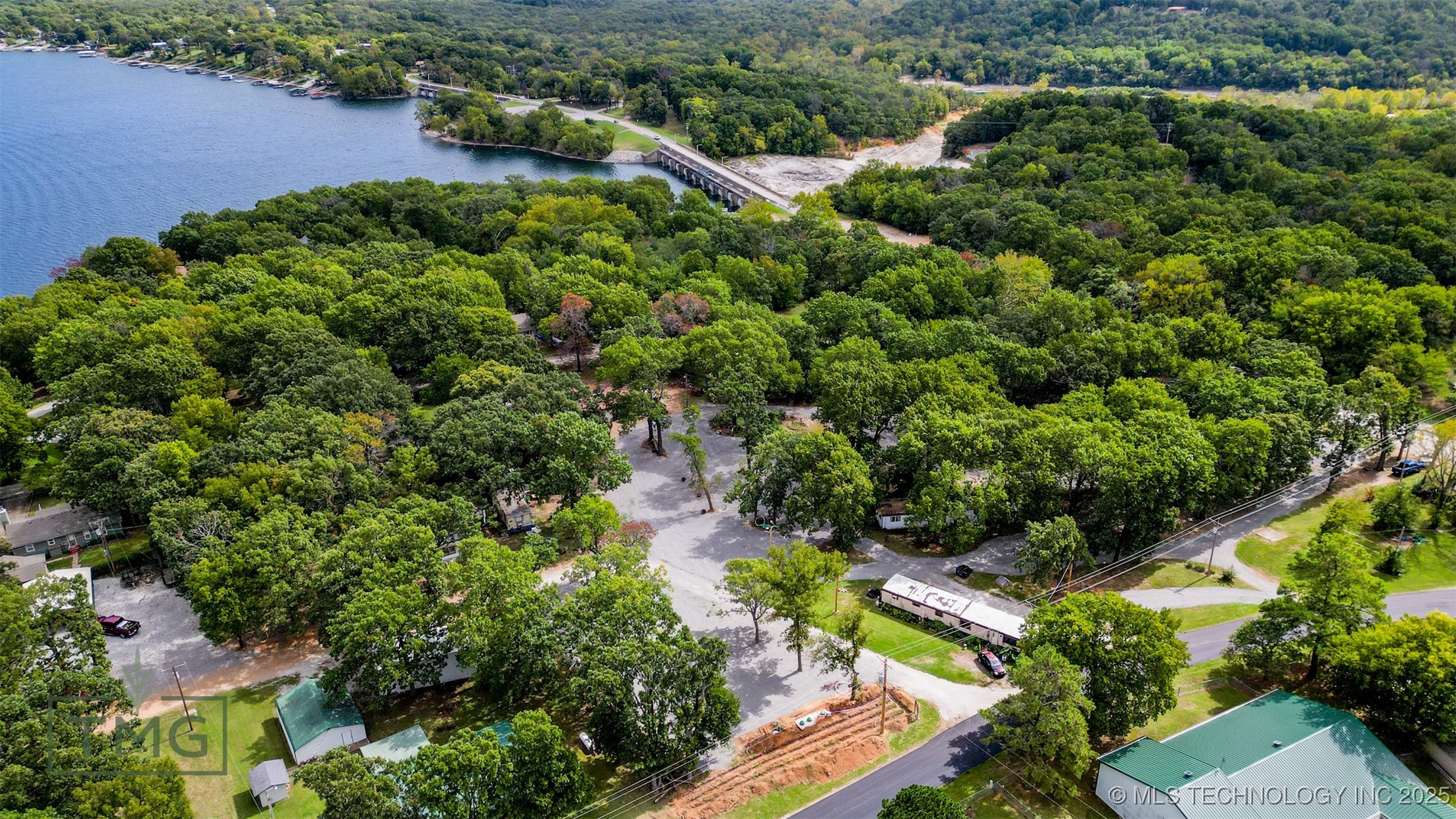 400 E Main Property Photo 1