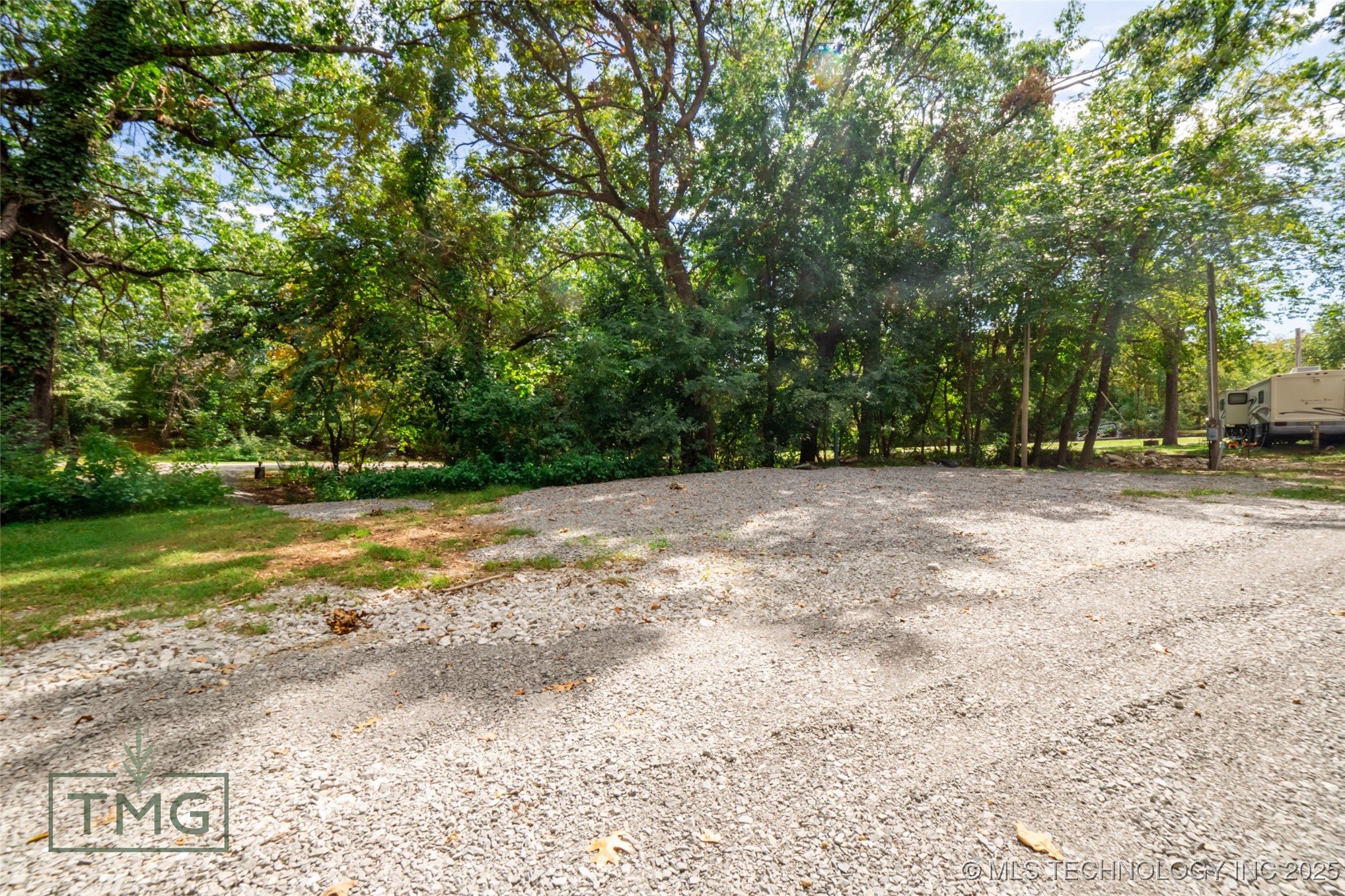 400 E Main Property Photo 10