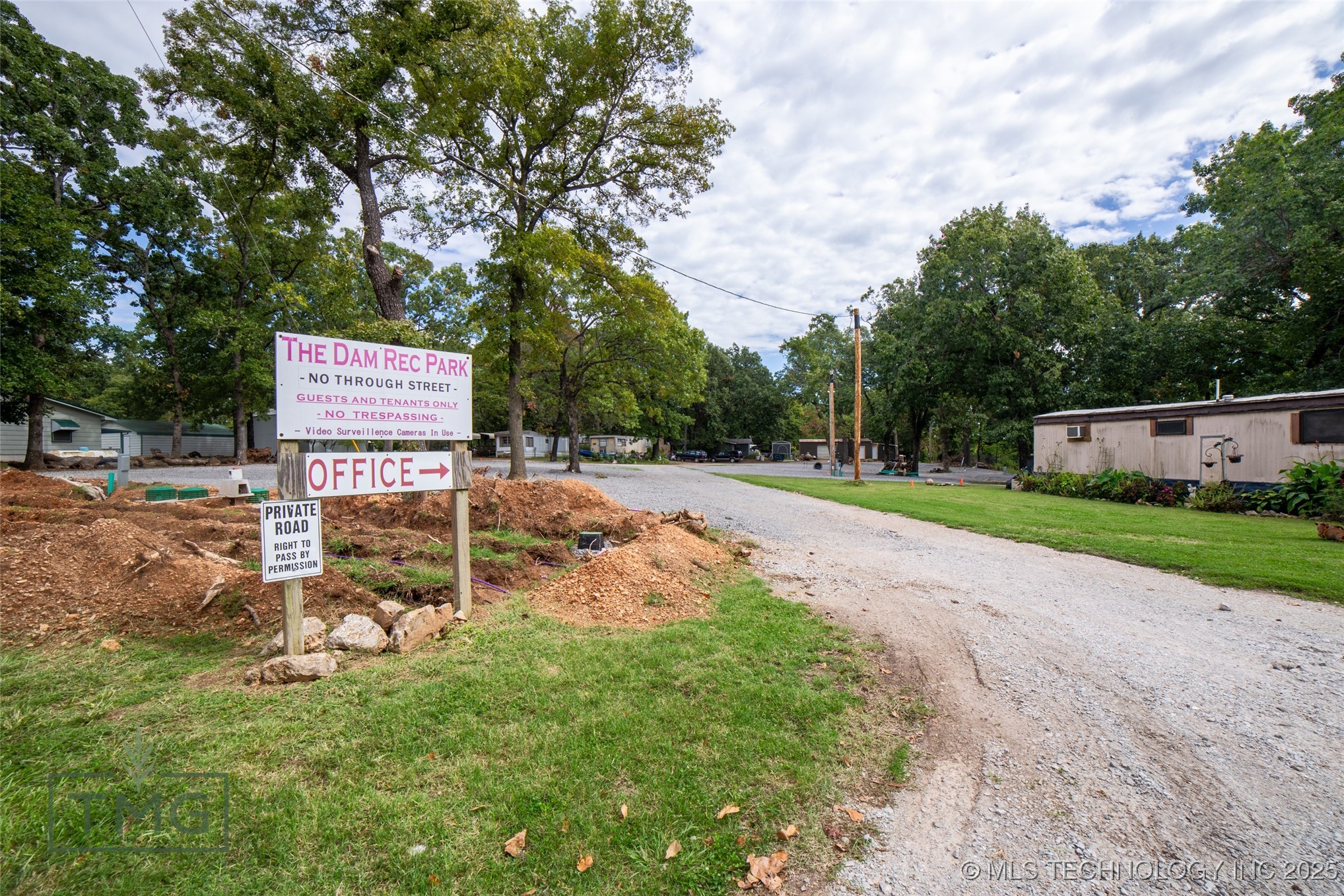 400 E Main Property Photo 11