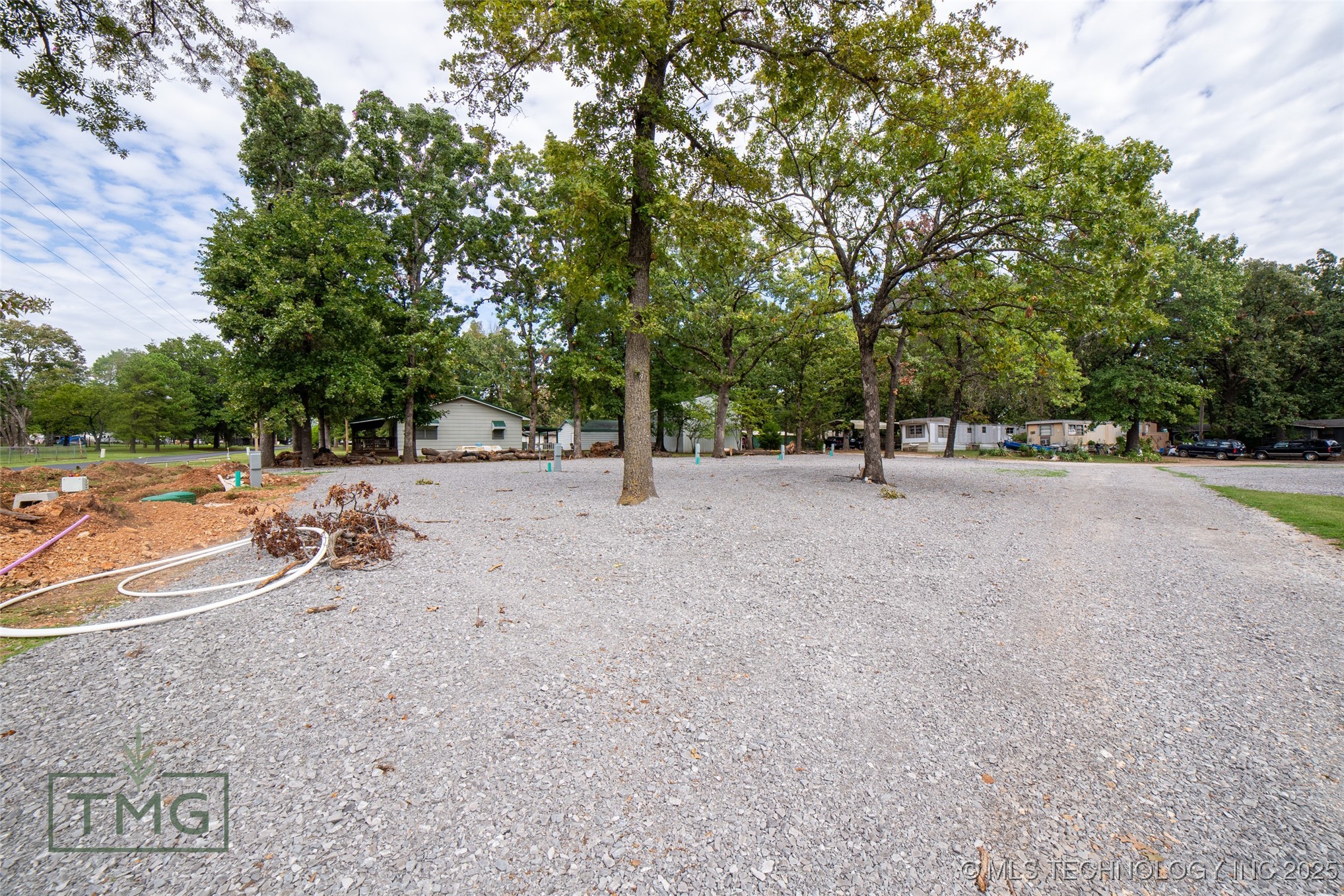 400 E Main Property Photo 12