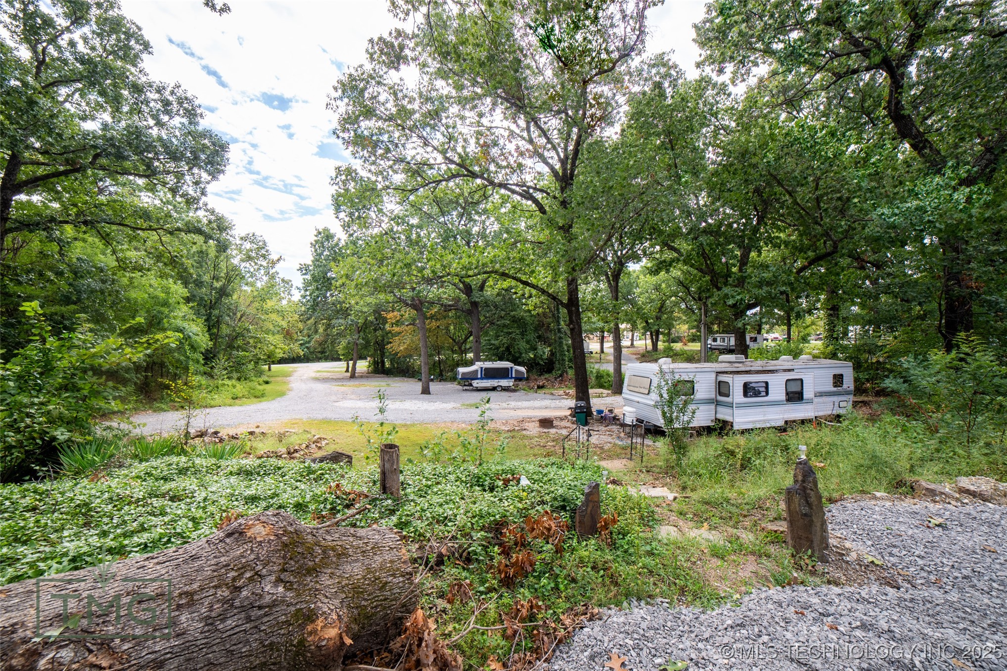 400 E Main Property Photo 14