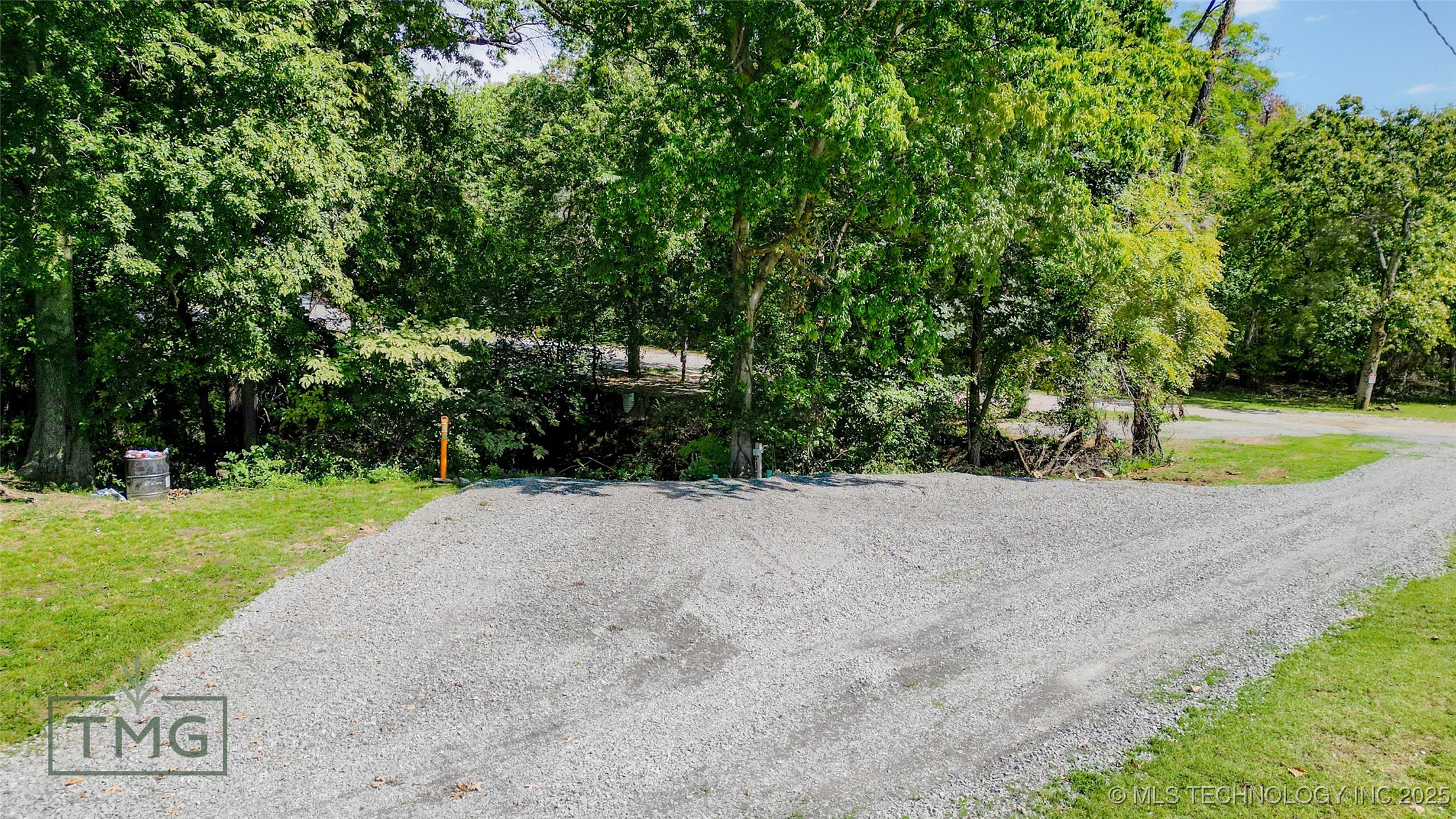 400 E Main Property Photo 25