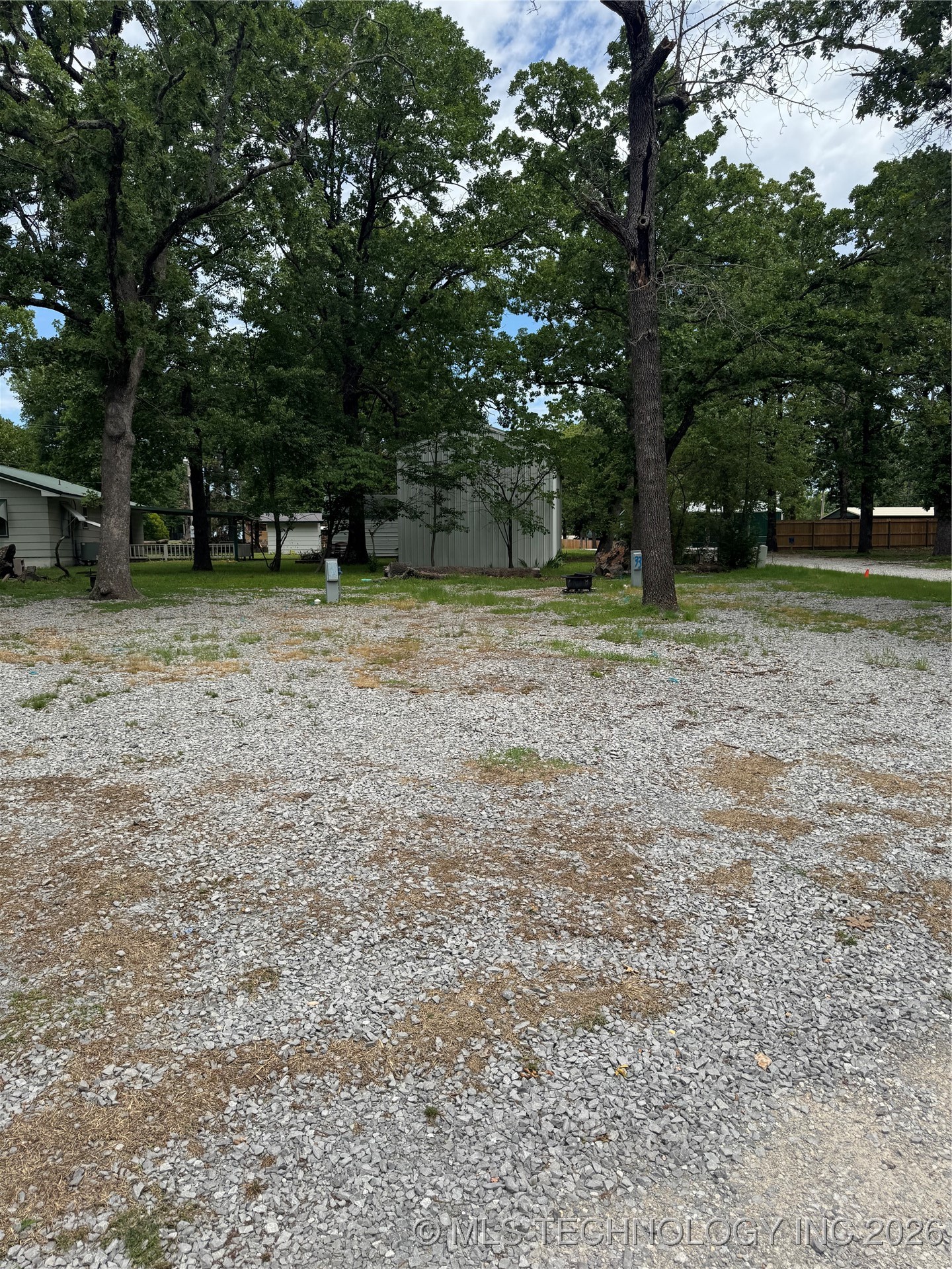 400 E Main Property Photo 36