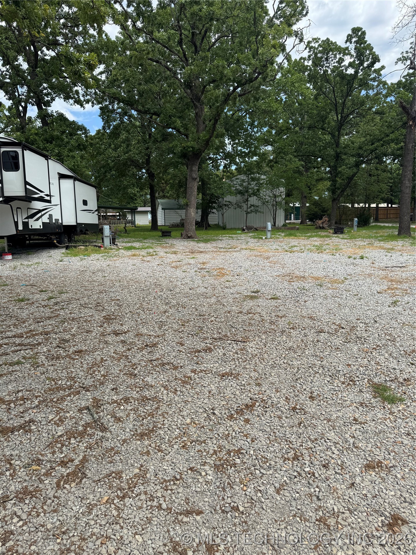 400 E Main Property Photo 37