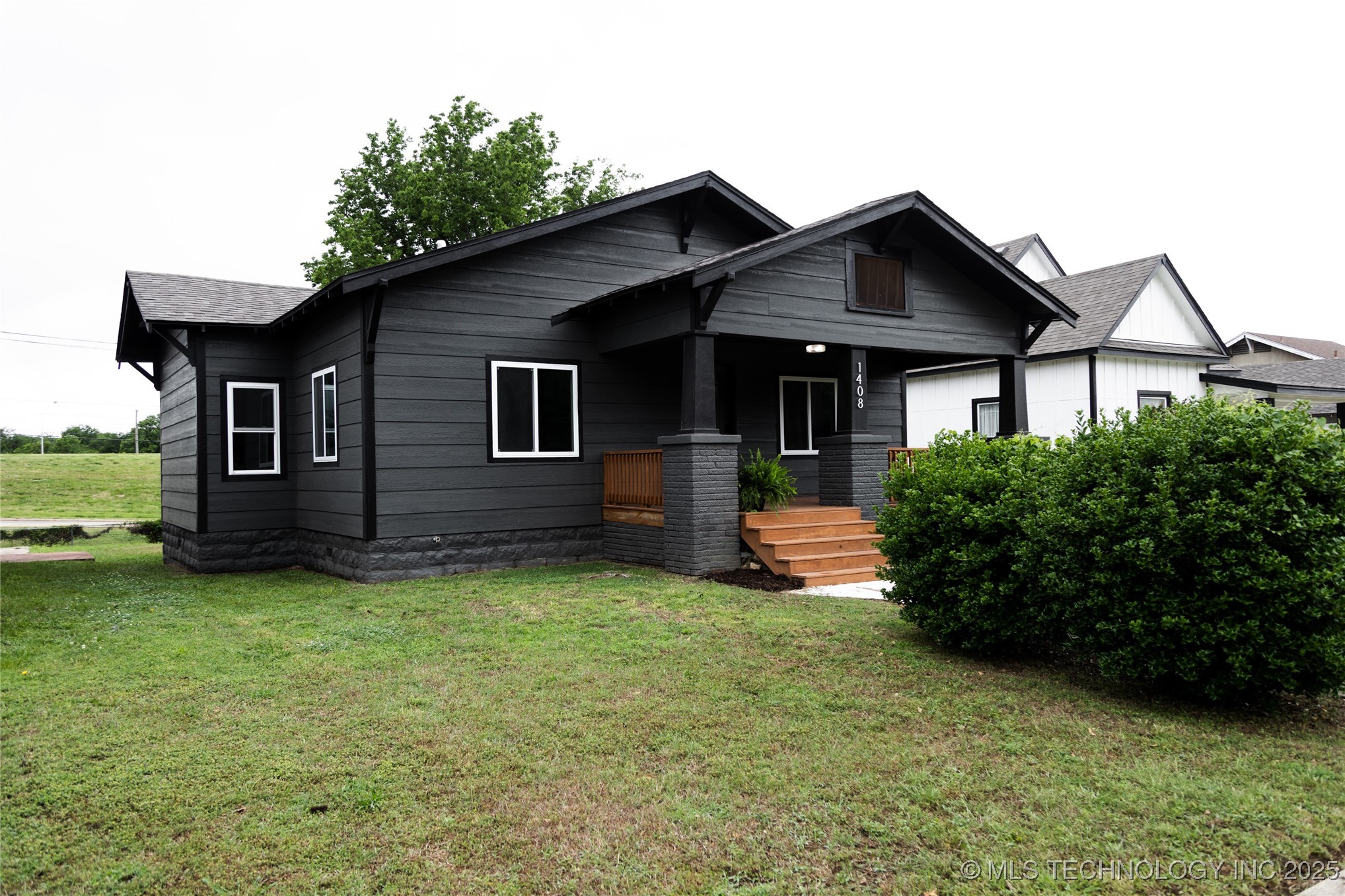 1408 N Denver Avenue Property Photo 3