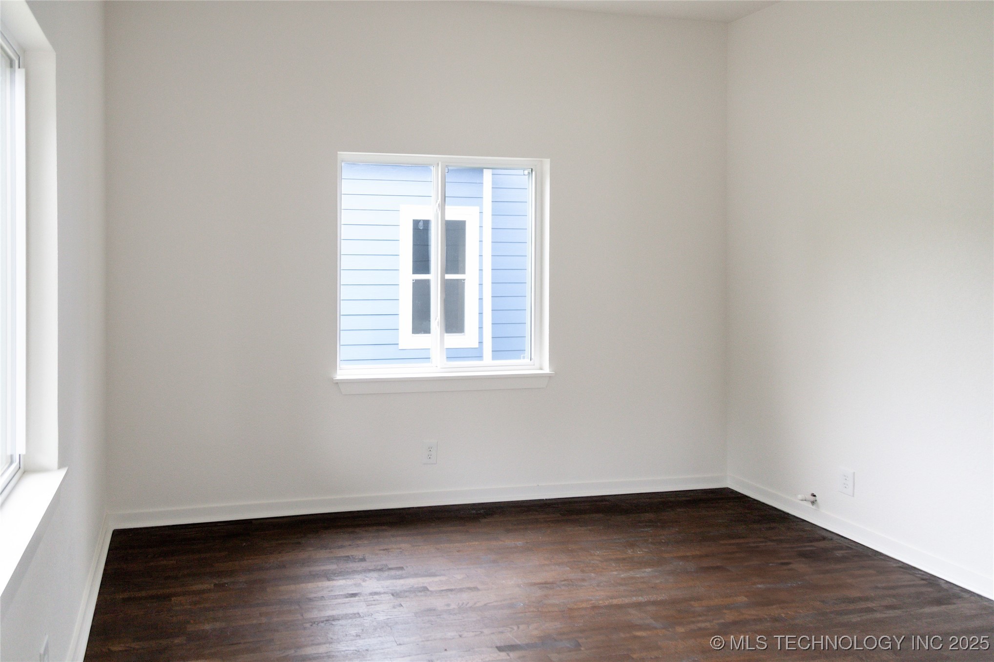 1408 N Denver Avenue Property Photo 9