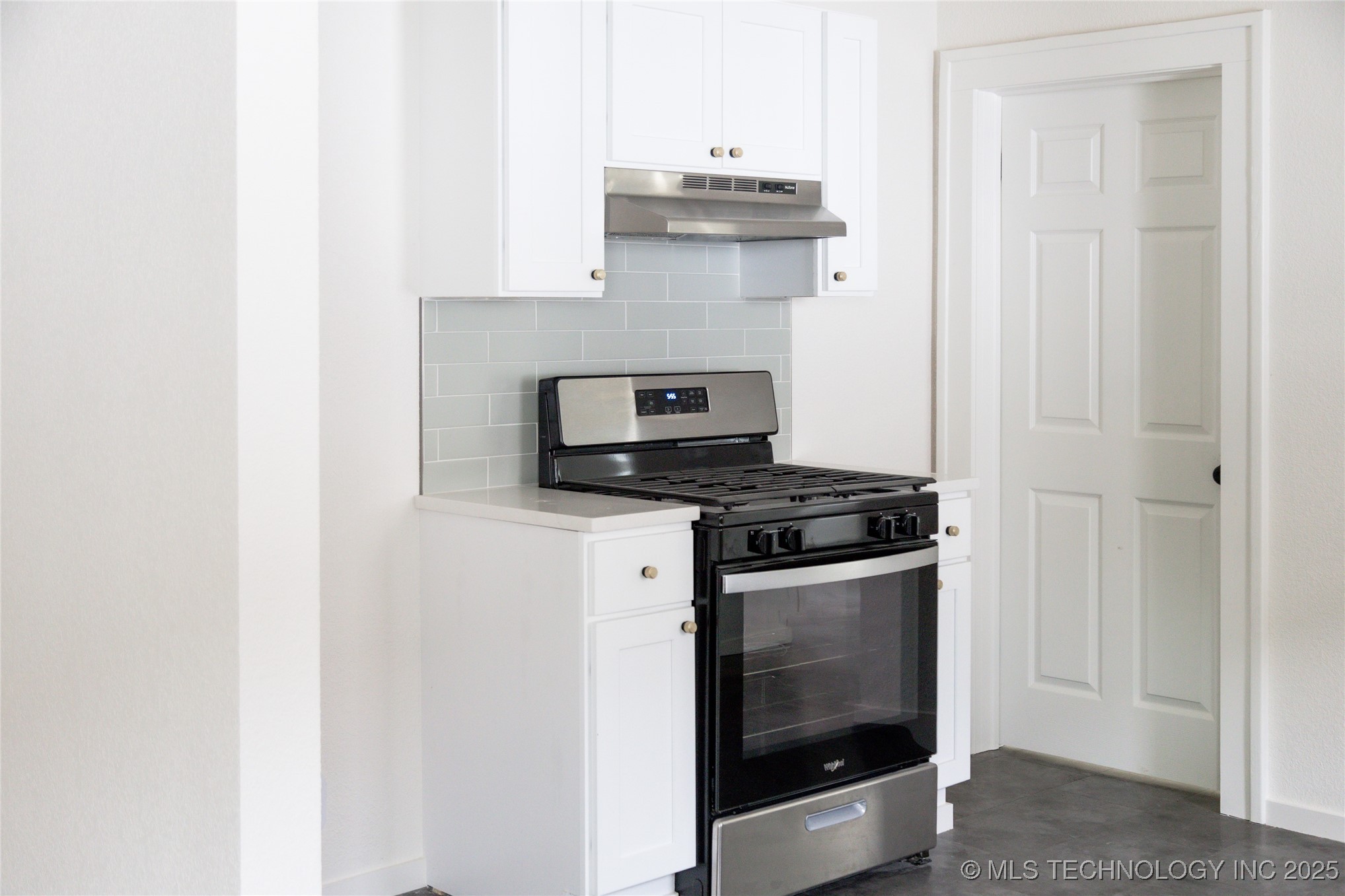 1408 N Denver Avenue Property Photo 17