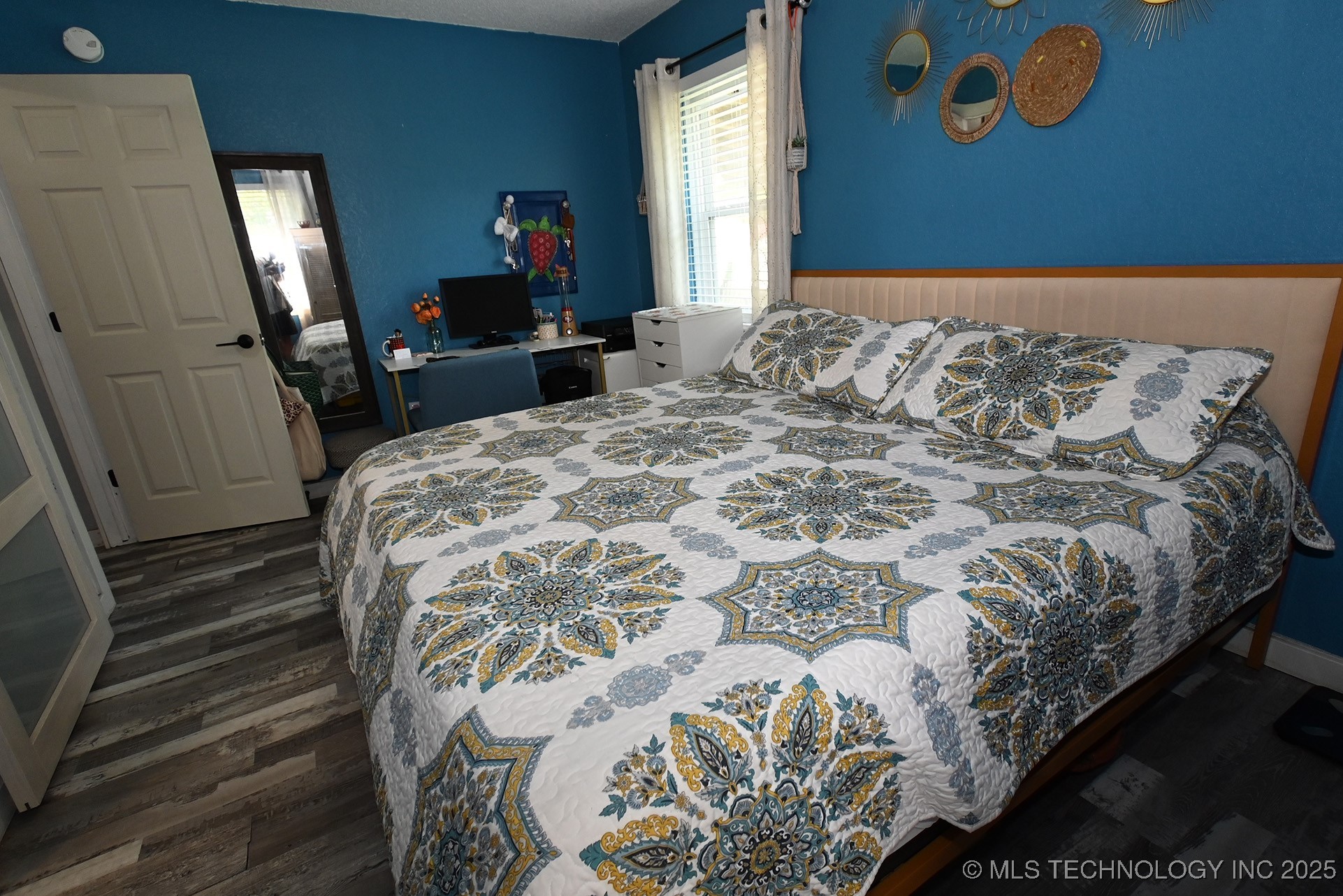 104 Geneva Circle Property Photo 11