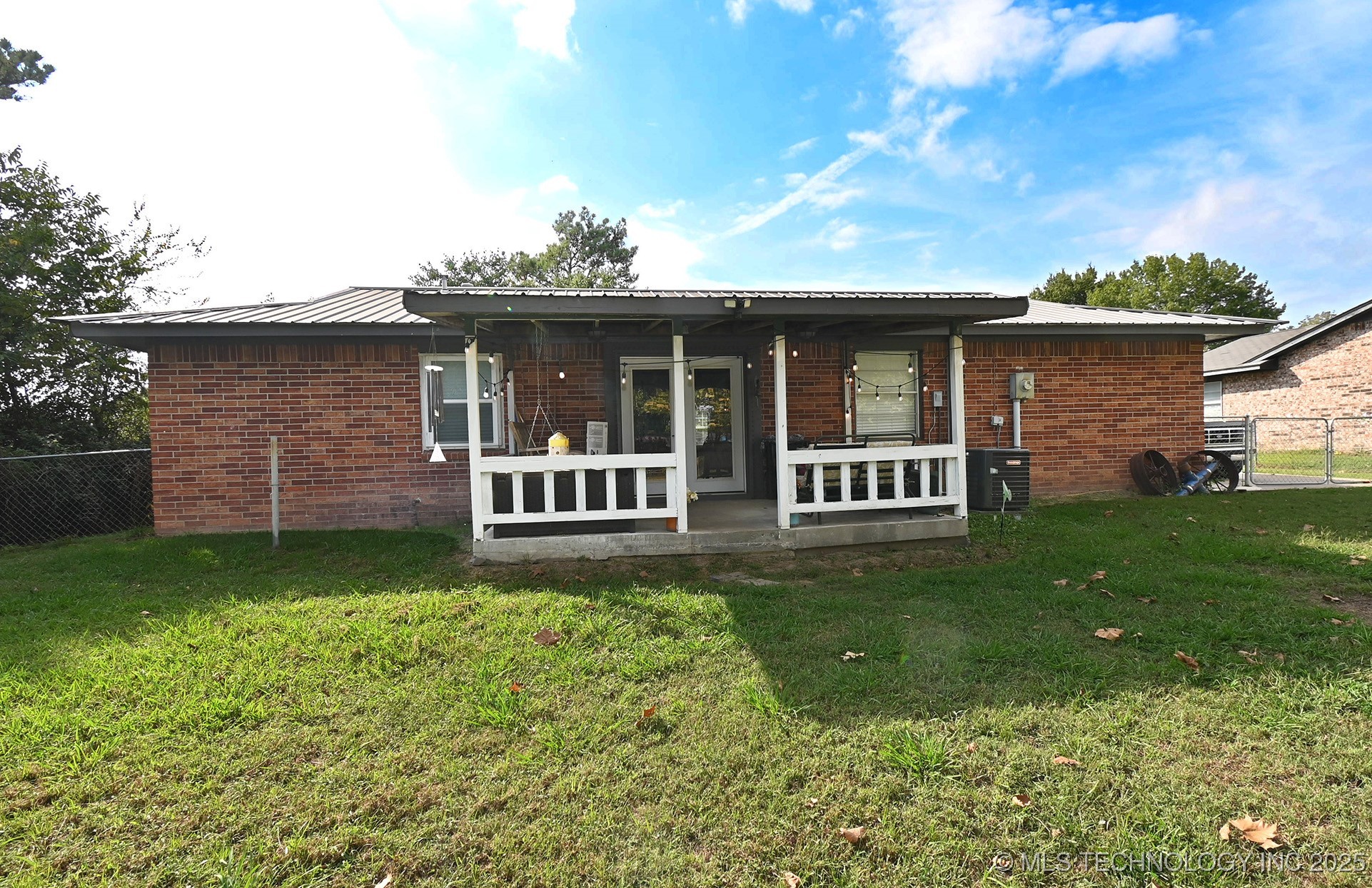 104 Geneva Circle Property Photo 22